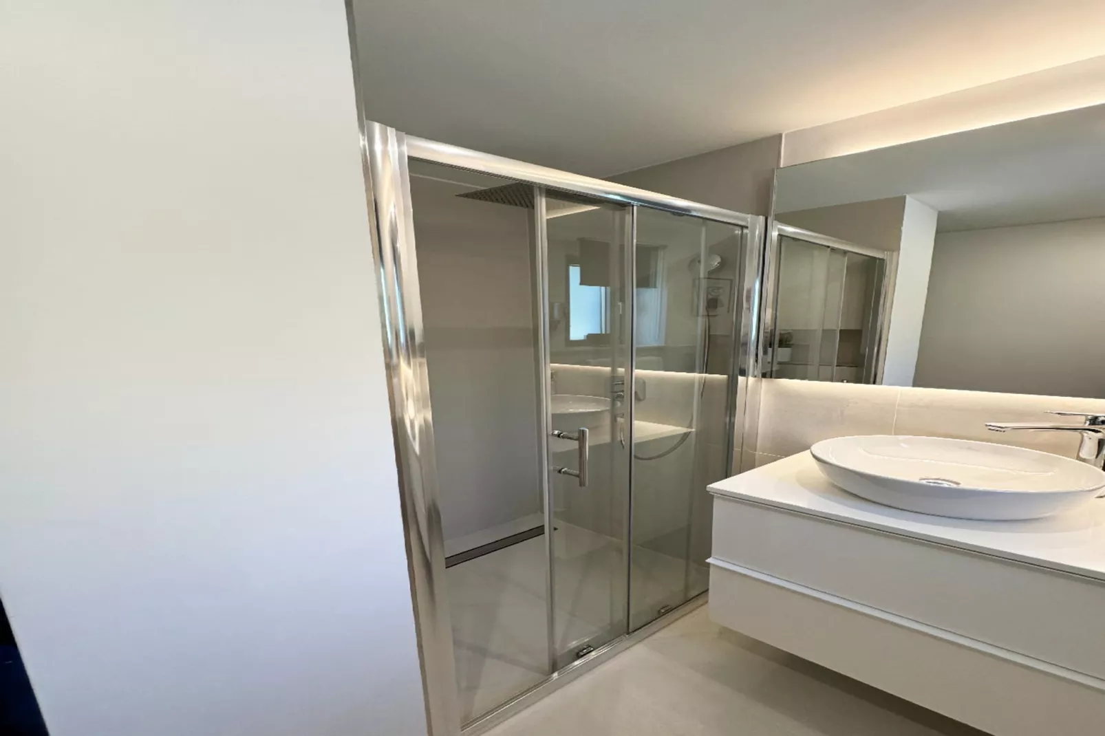 Villa Oneum – APT Sol - Badkamer