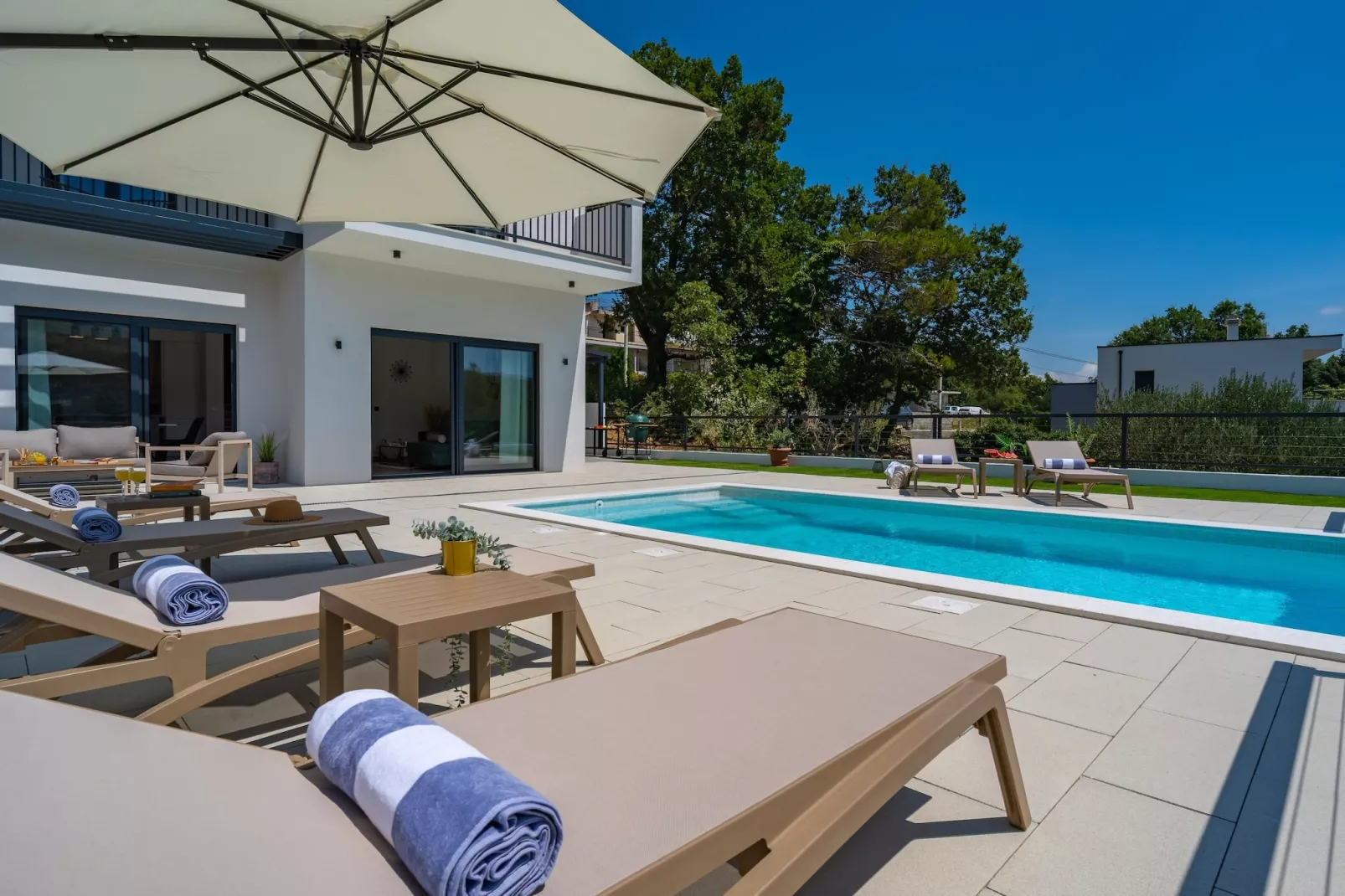 Villa Nacle - Zwembad