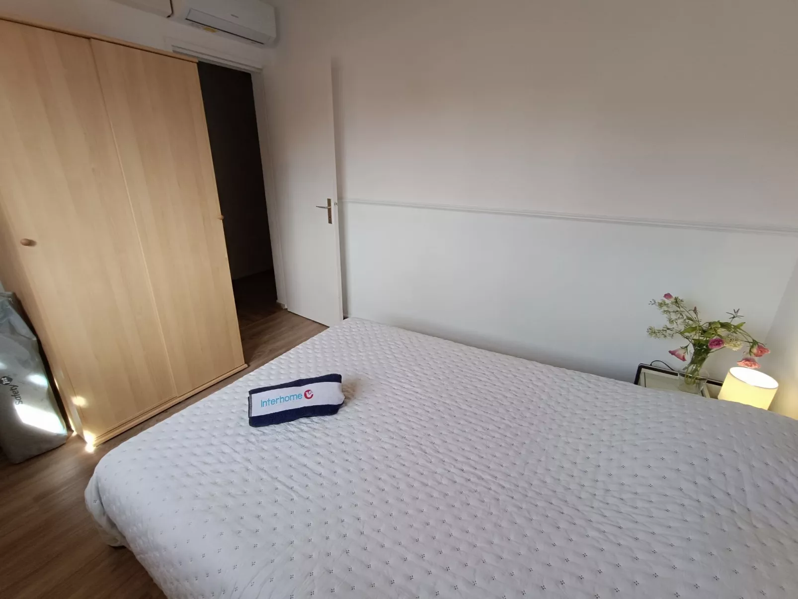 Les Troenes - Binnen