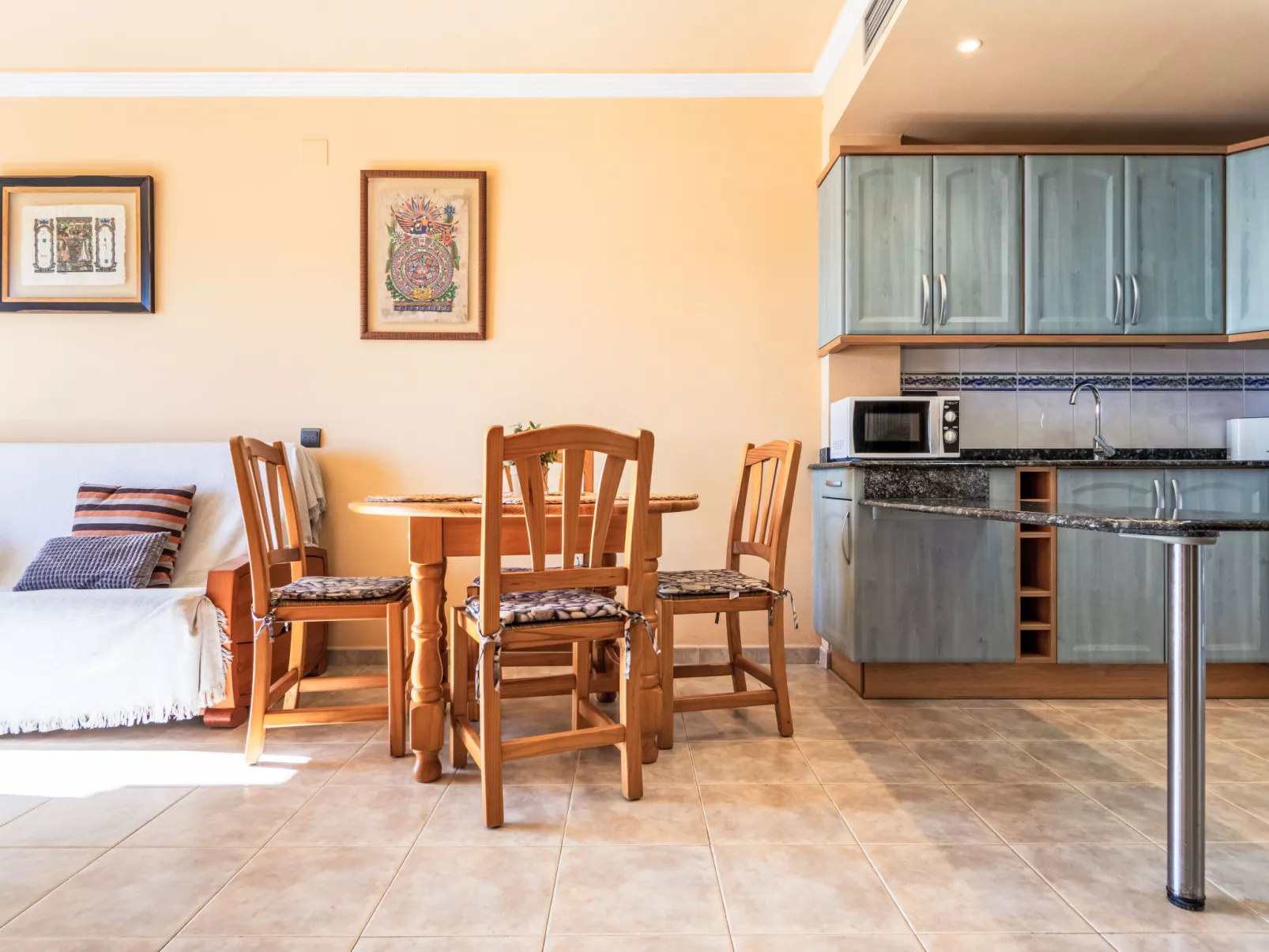 Playa Delicias - Binnen