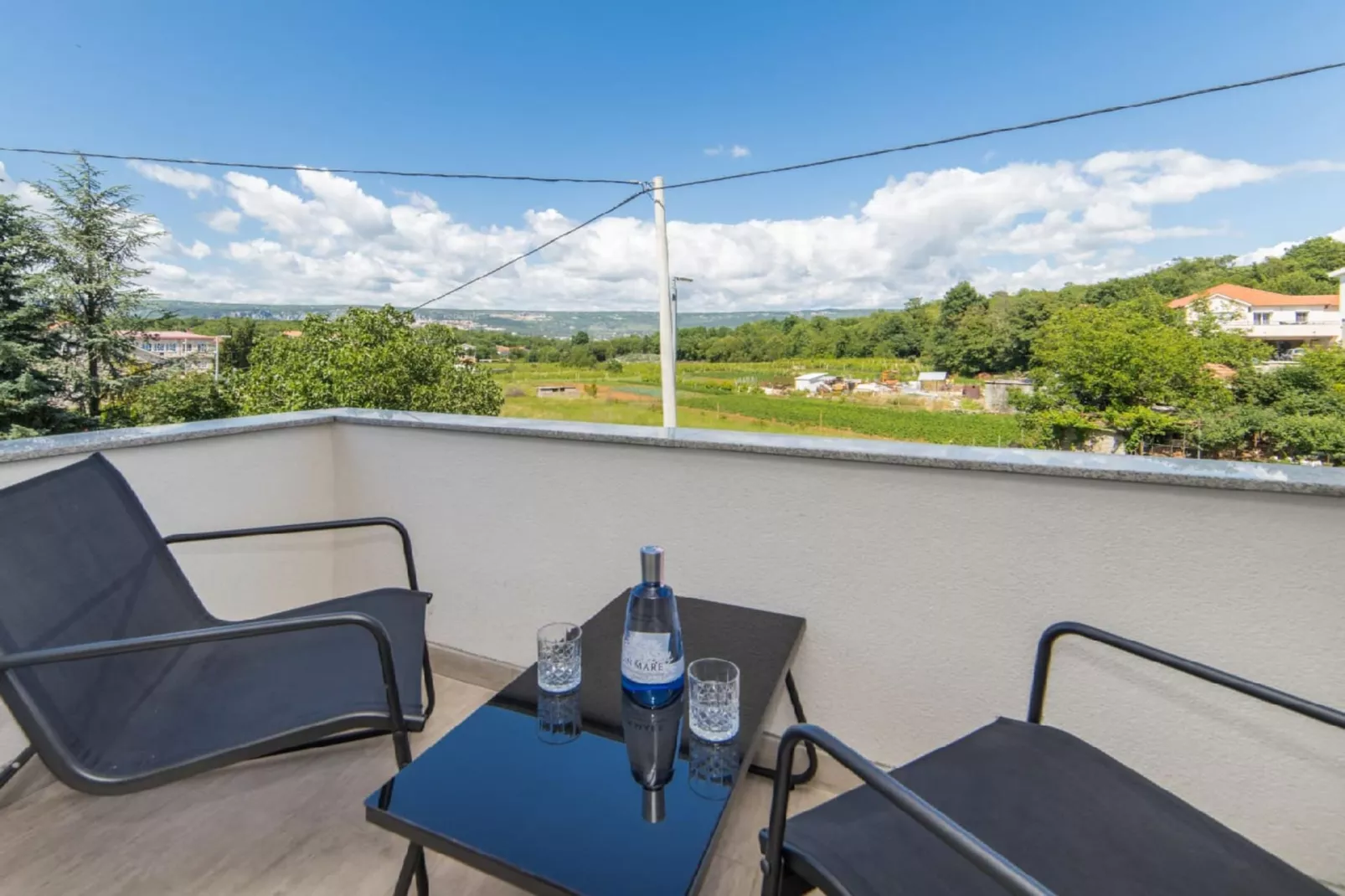 Villa Vinis Terra - Terrasbalkon