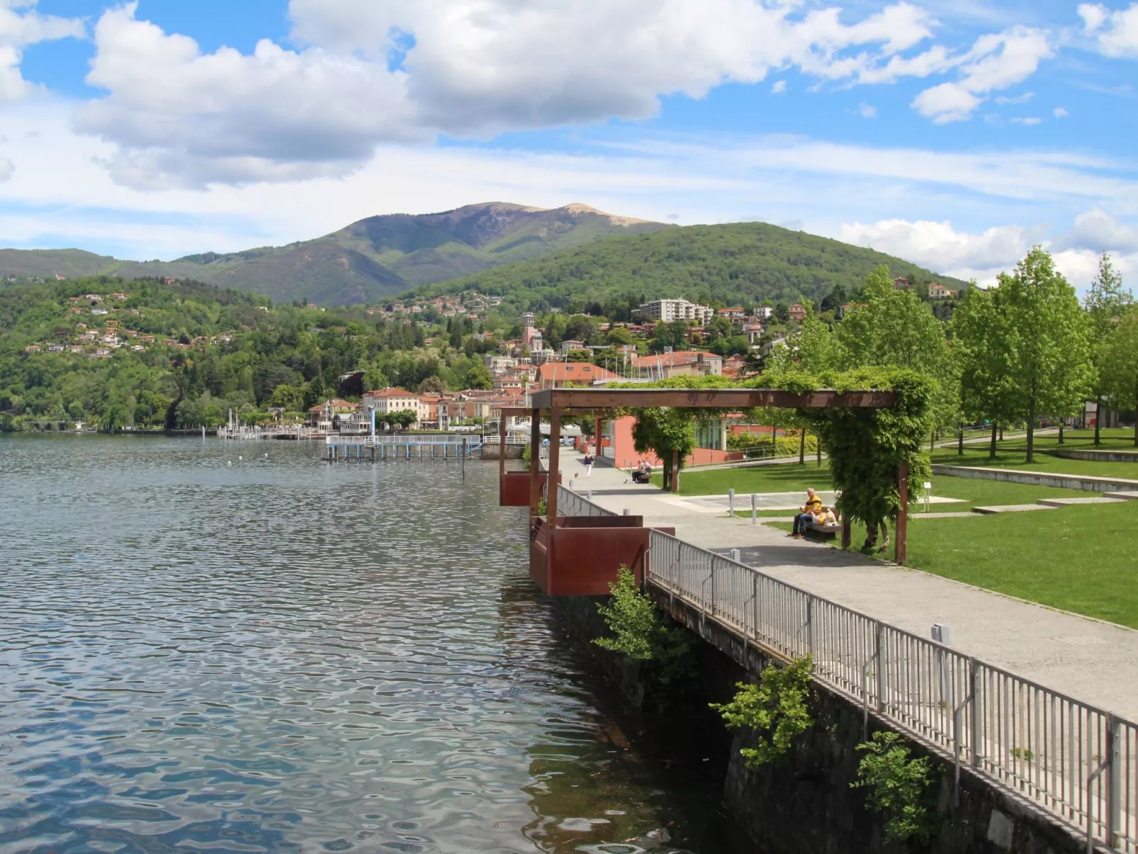 Dolce Luino - Omgeving