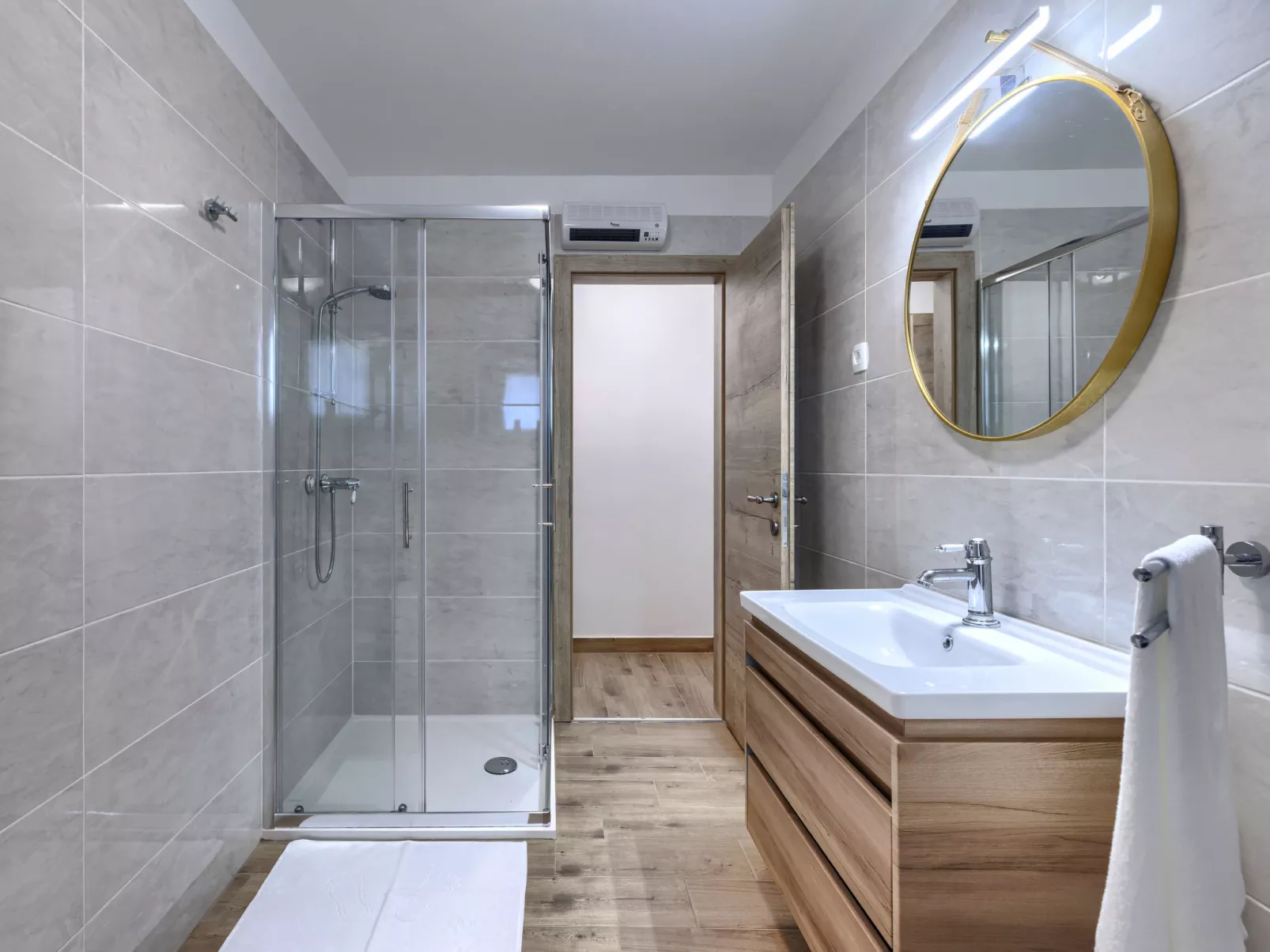 Tone i Maria - Binnen