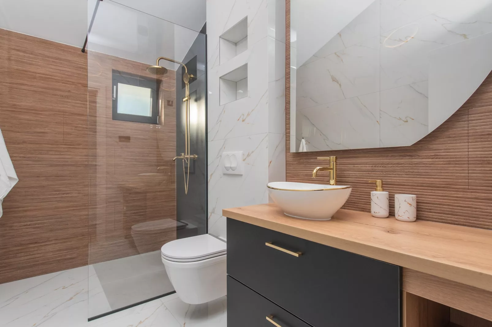 Villa Nacle - Badkamer