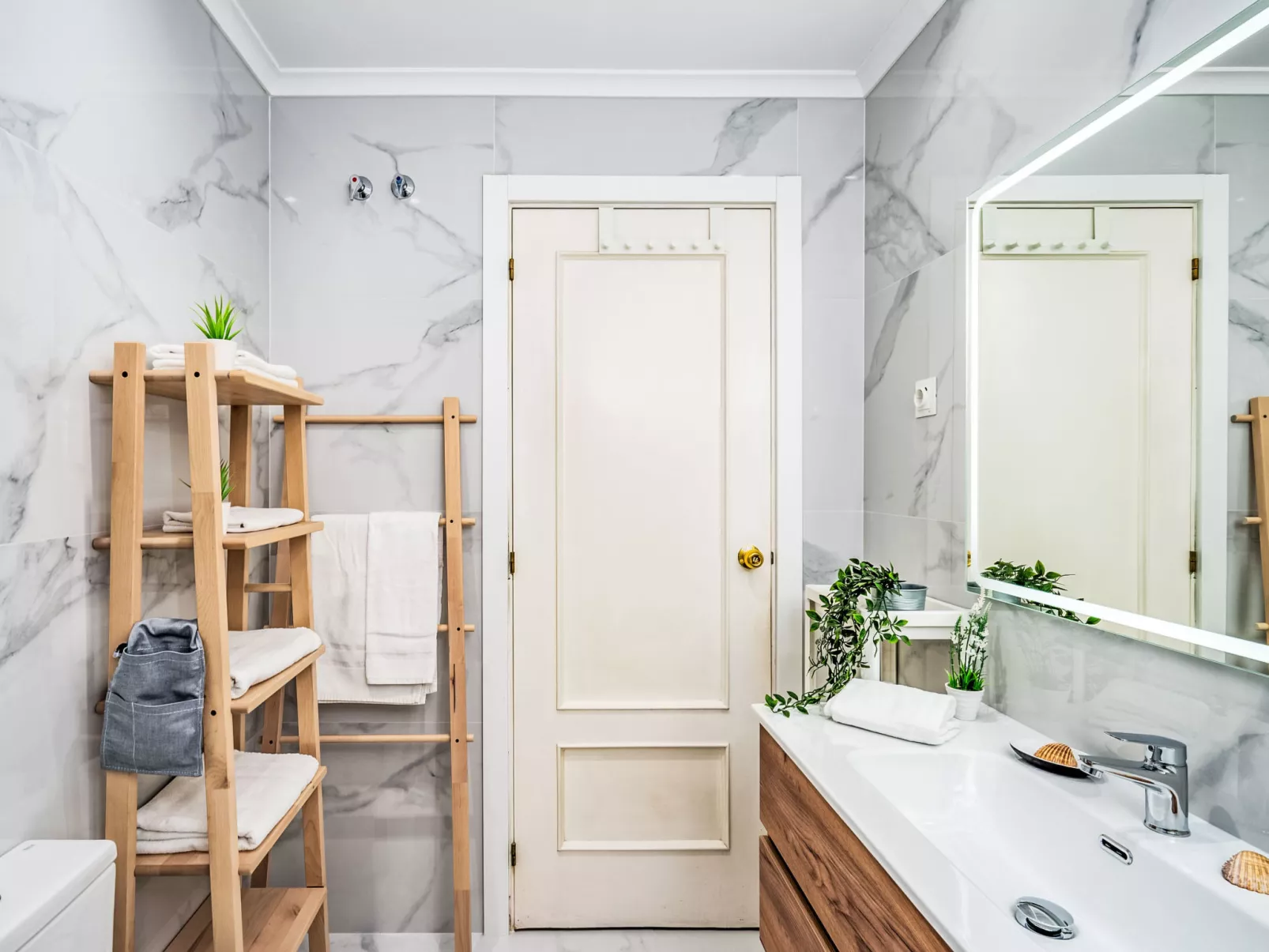 Loma del Colegial - Binnen