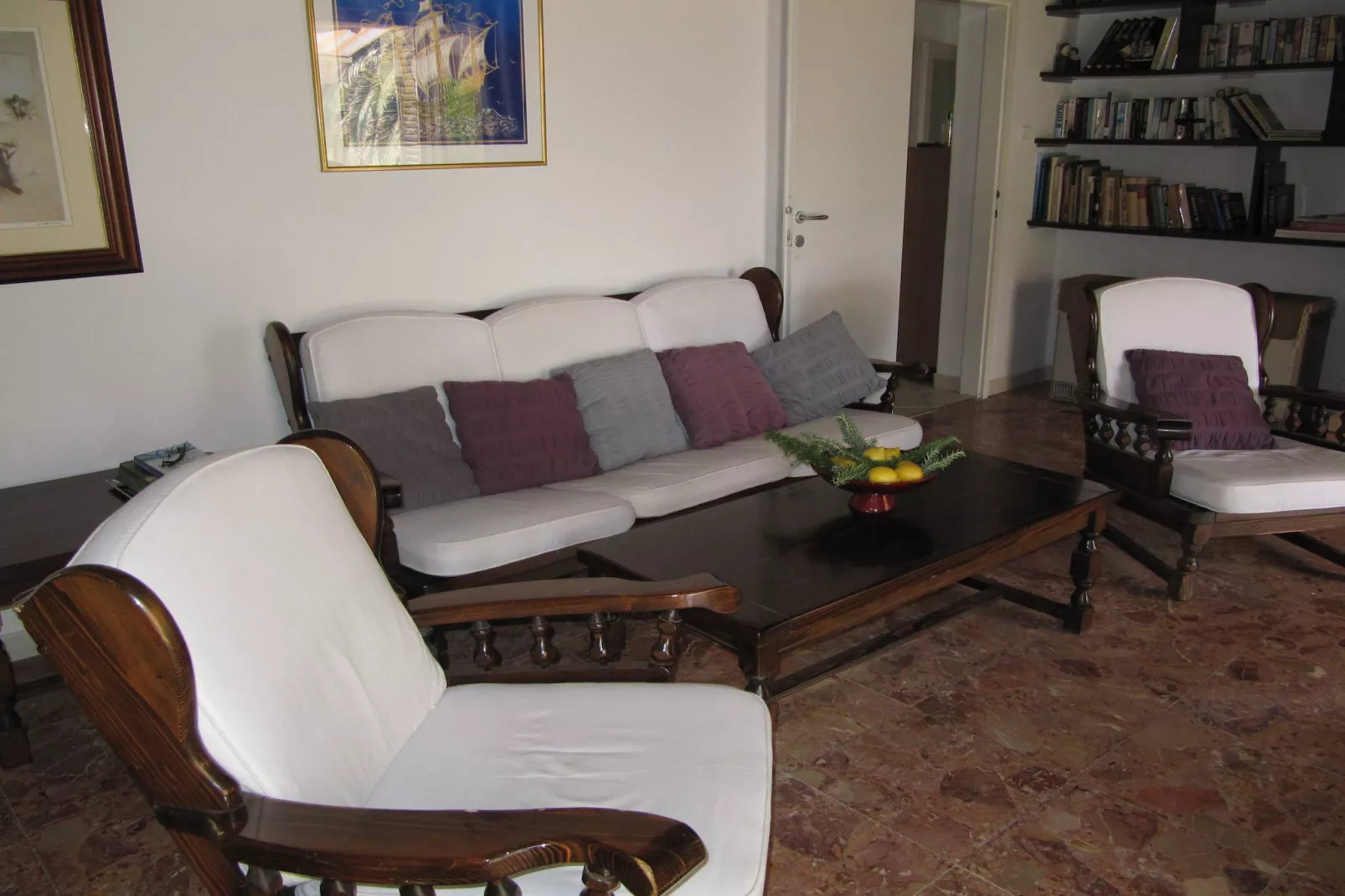 Beach House Nono - Four Bedroom Villa with Swimming Pool