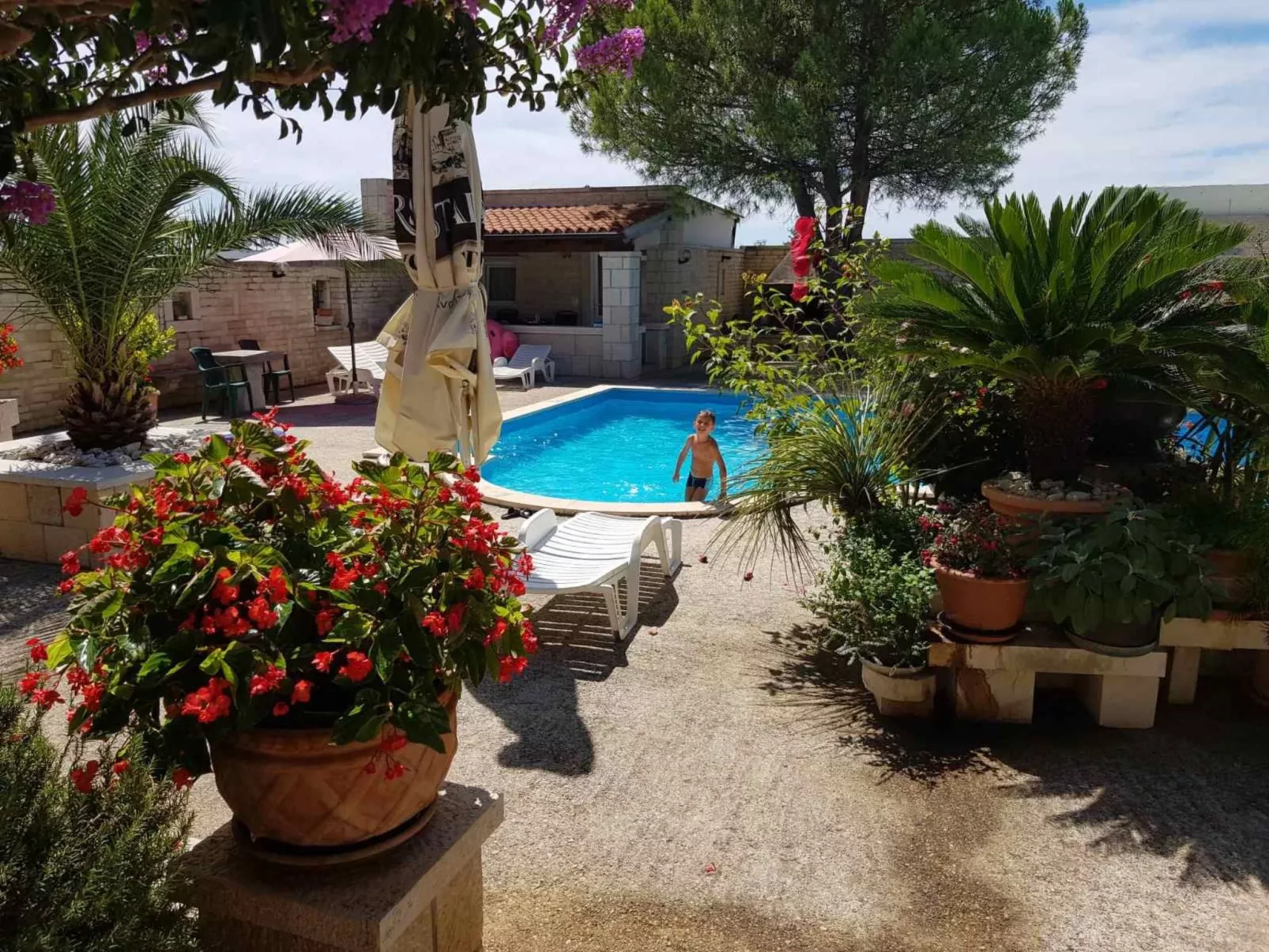 Wohnung mit Schwimmbad