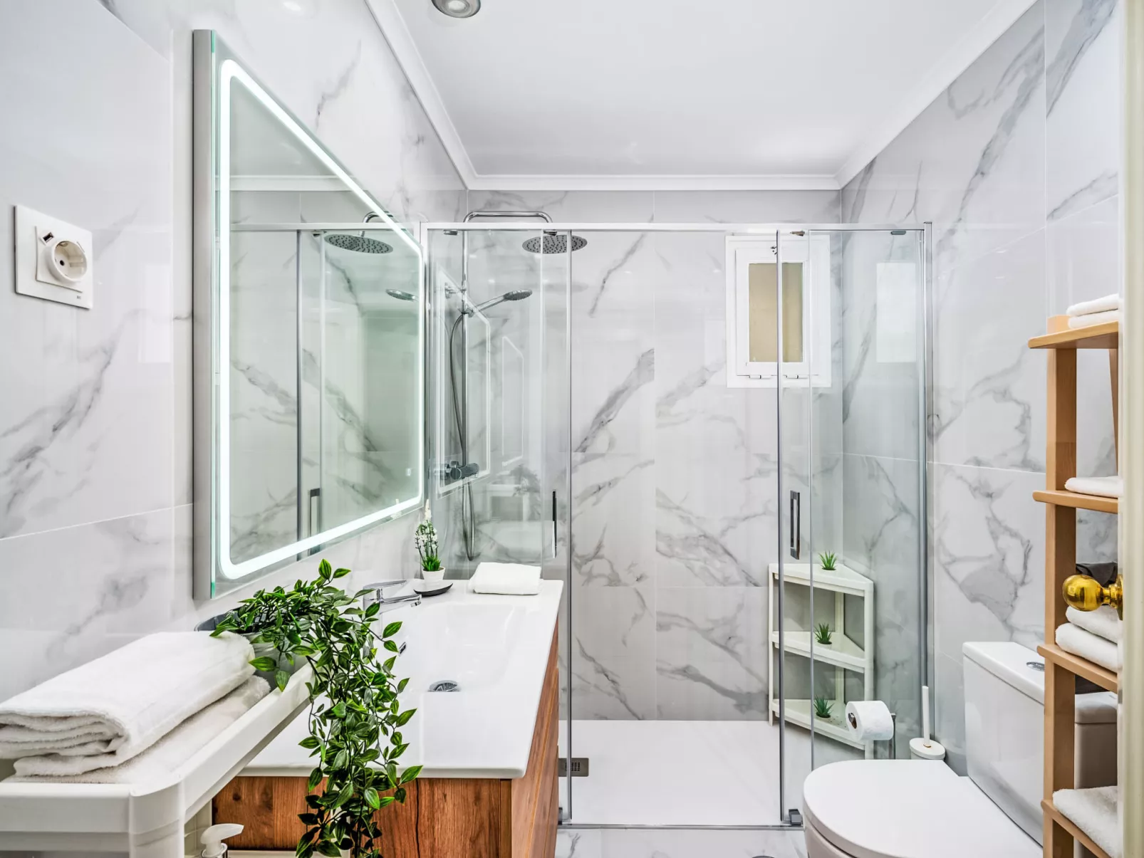 Loma del Colegial - Binnen