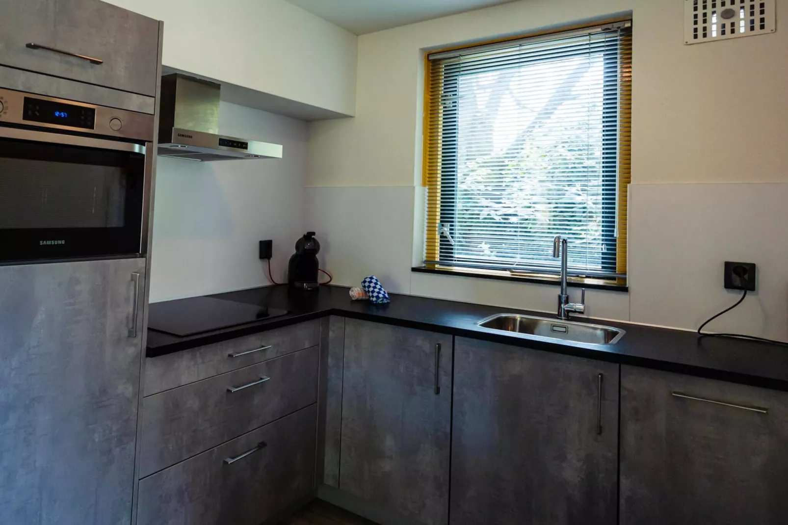 6 - Persons Lakeside Child-friendly Bungalow