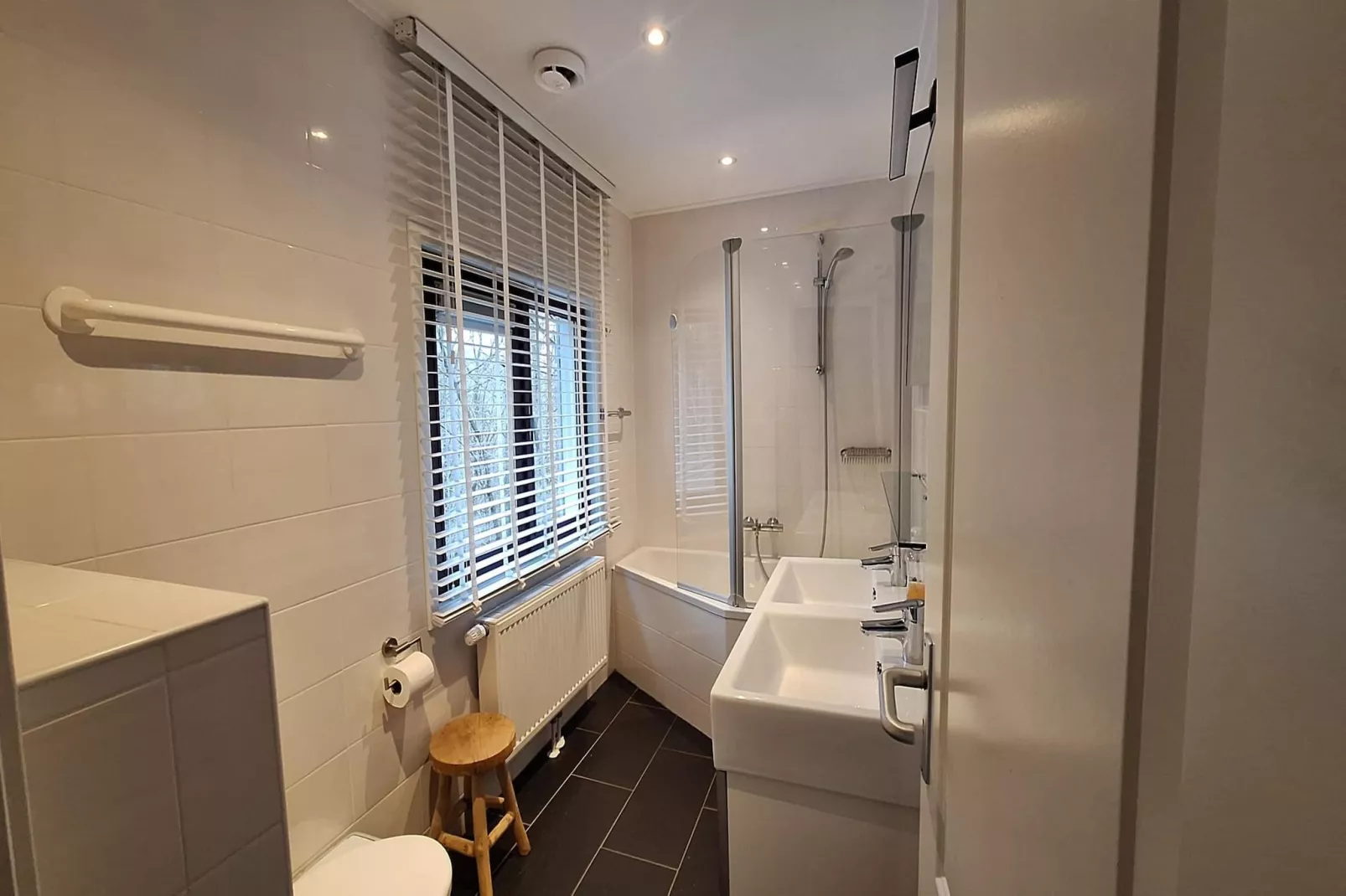 Chalet Jagershof - Badkamer