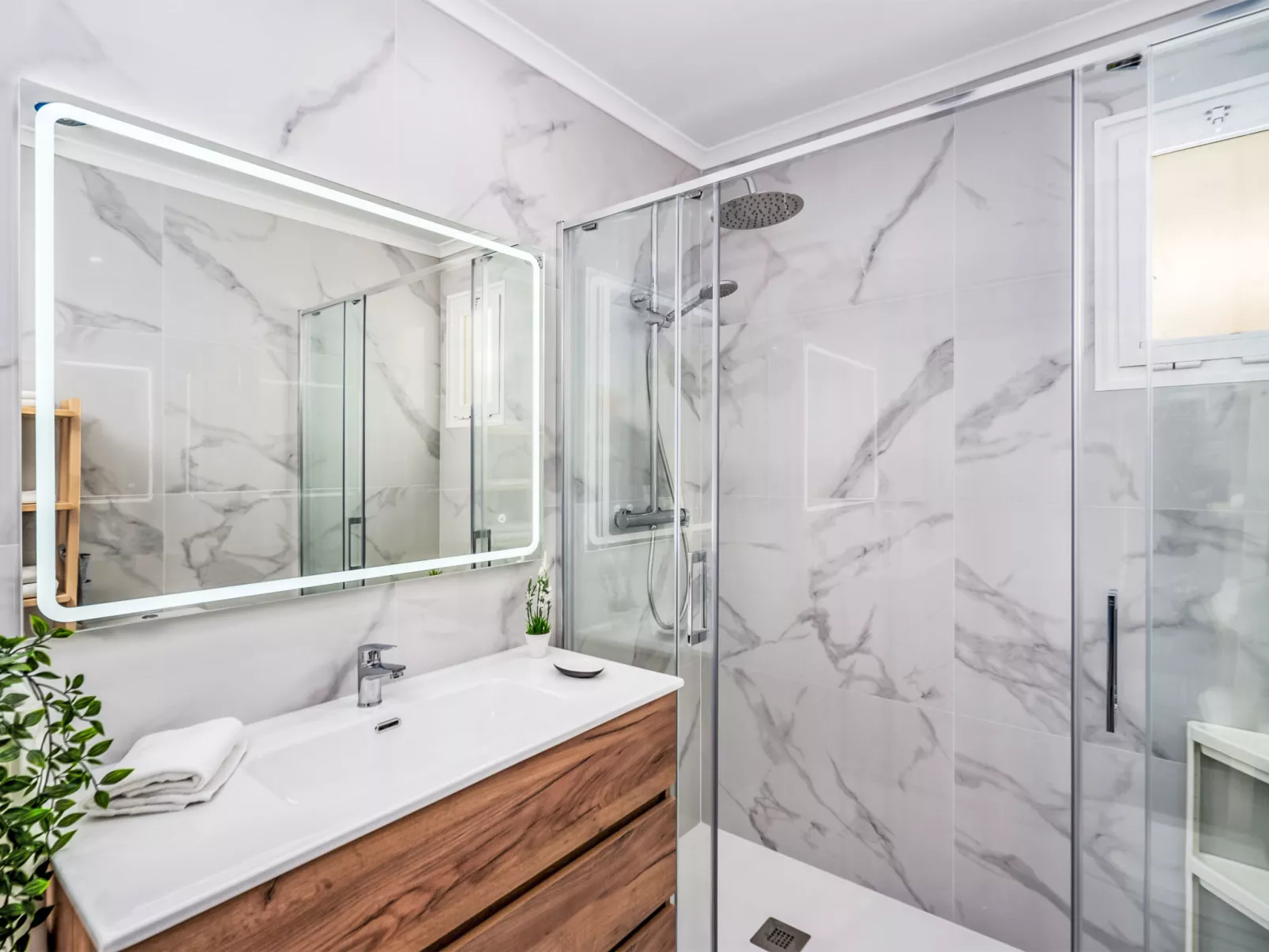 Loma del Colegial - Binnen