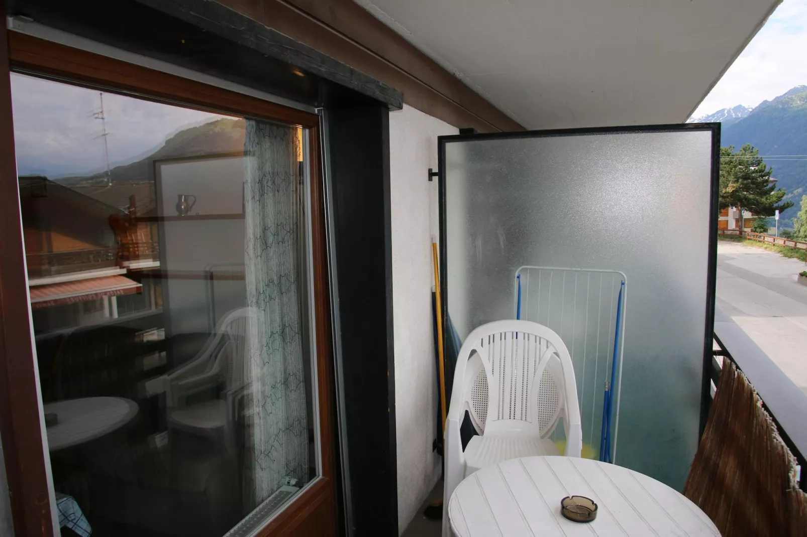 Combyre C 012 - COMFORTABLE studio 4 pers - Terrasbalkon