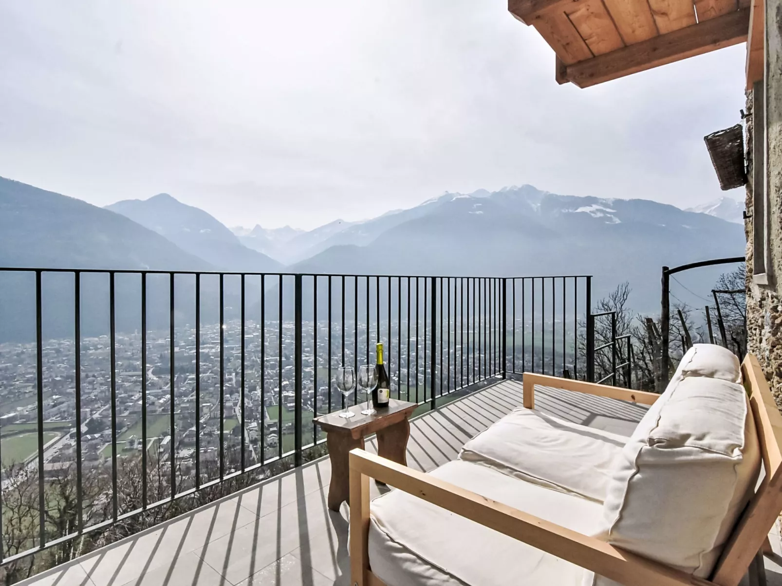 Al Vignale - La Grotta - Buiten