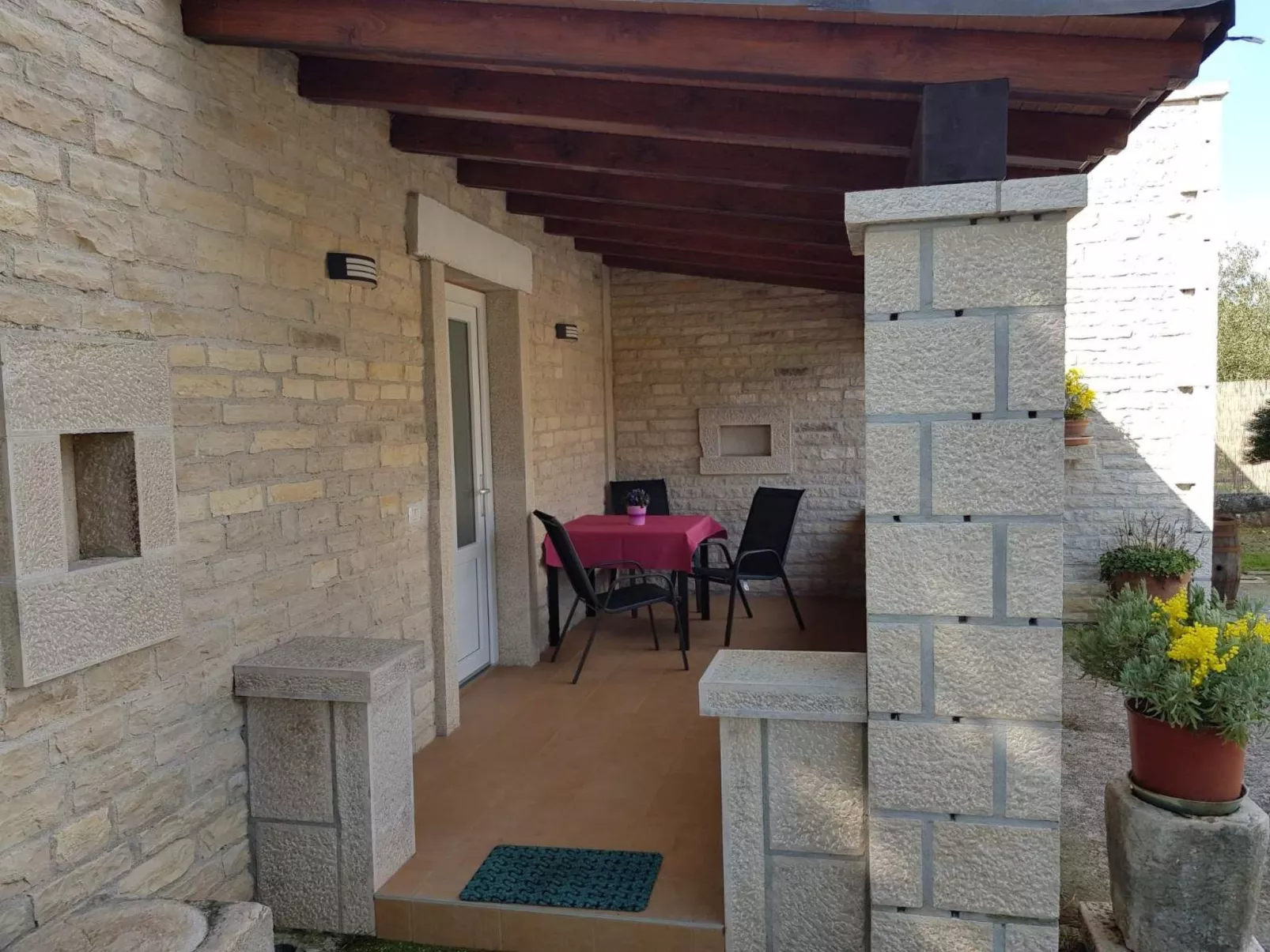 Wohnung mit Schwimmbad - Image-tags.info