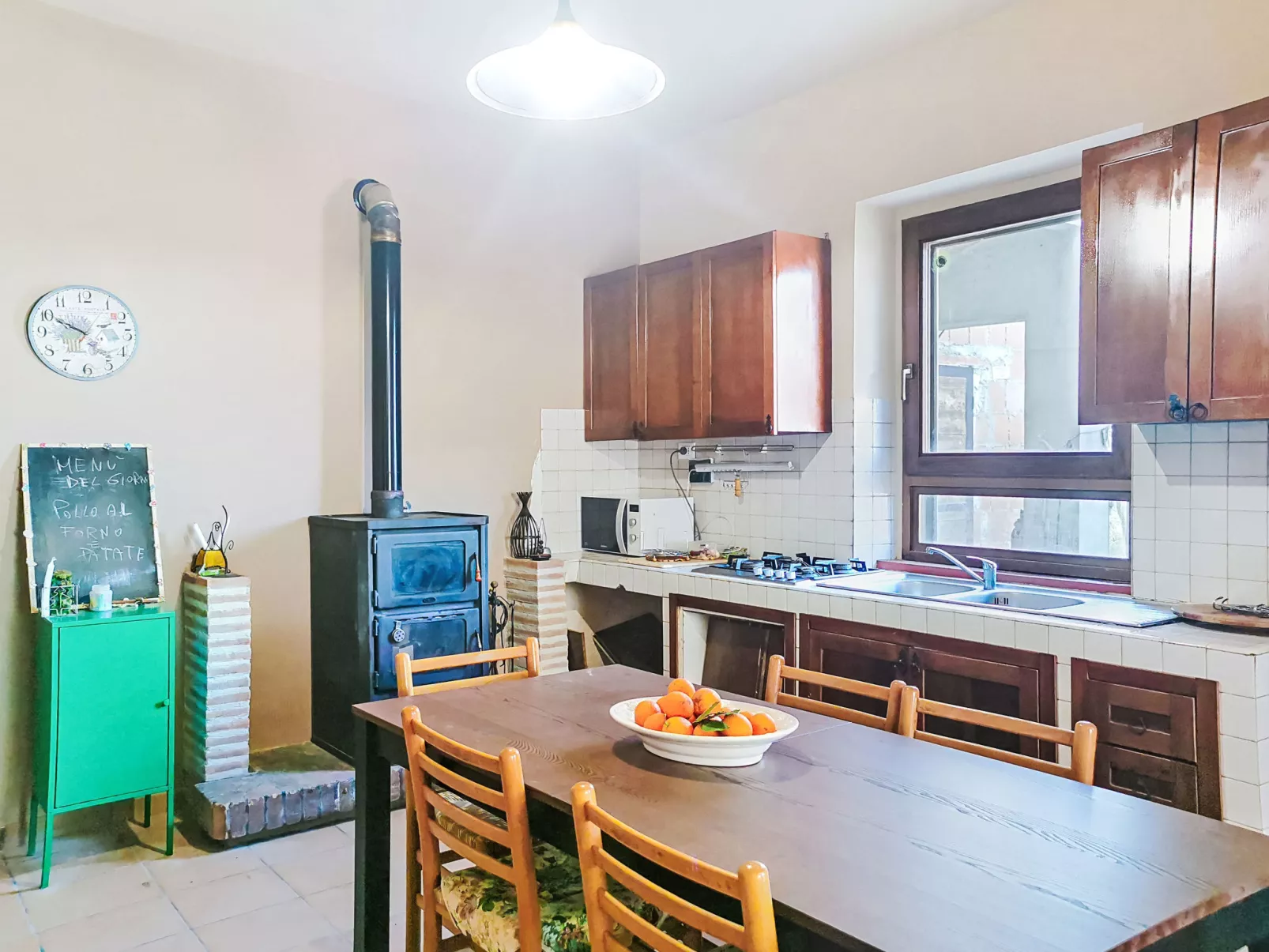 Velia's House - Binnen