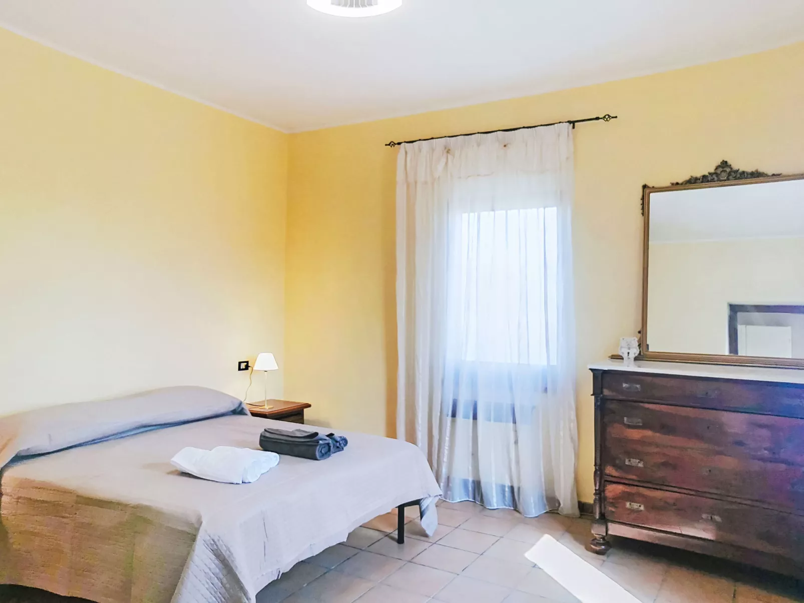 Velia's House - Binnen