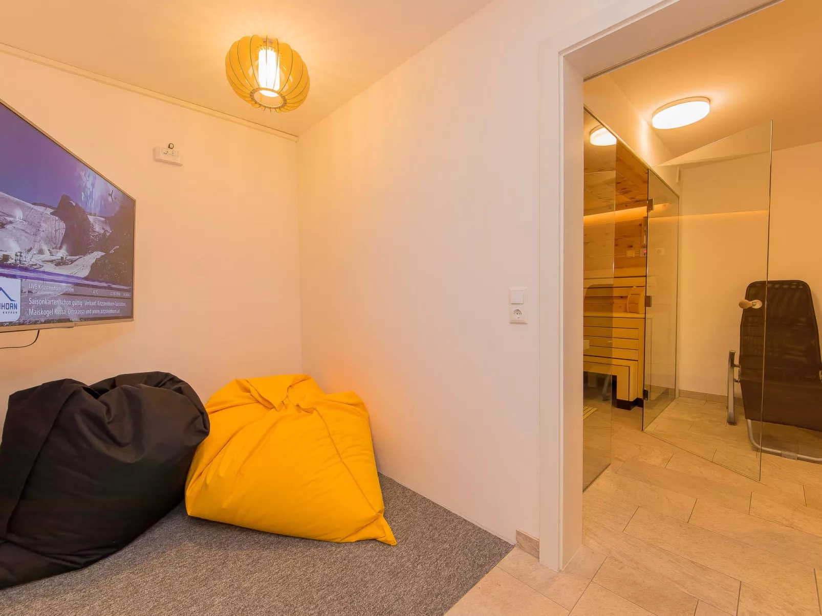 1_ZMO1 - Almrose Chalet - Binnen