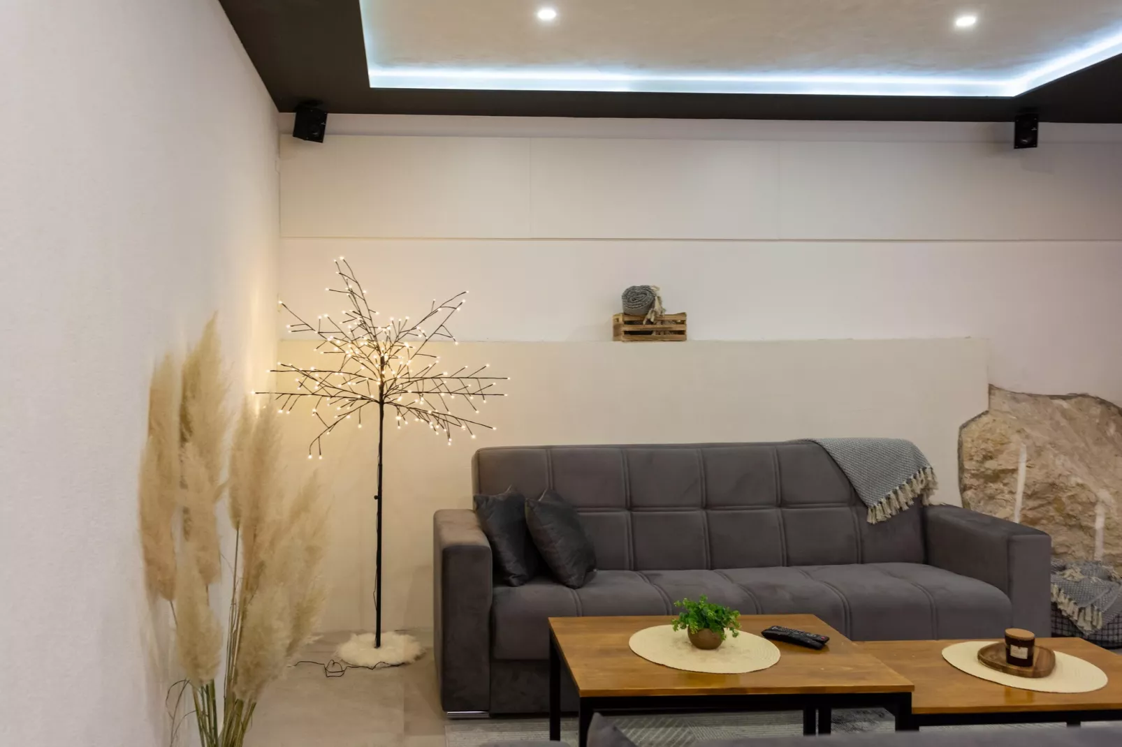 VILLA CASA MIA LUXURY RETREAT WITH SWIMMING POOL - Woonkamer