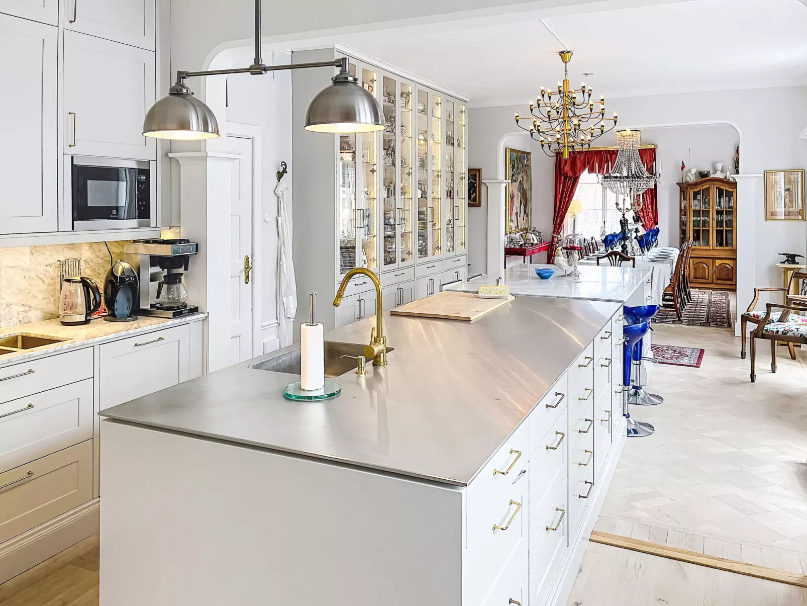 Herrgården - Binnen