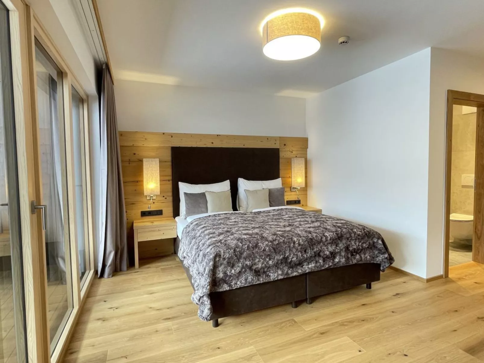 3_SPA - Poolside Superior 726 - Binnen