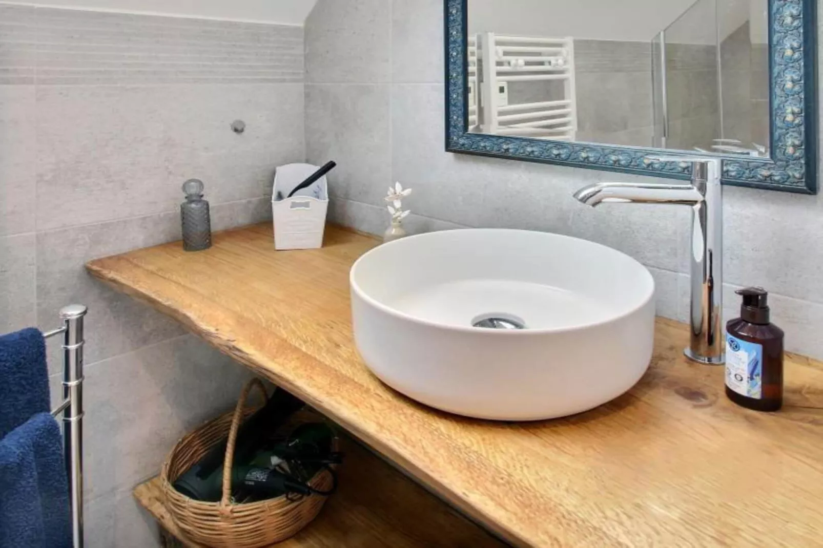 Joli Gite de vacances à Neulliac - Badkamer