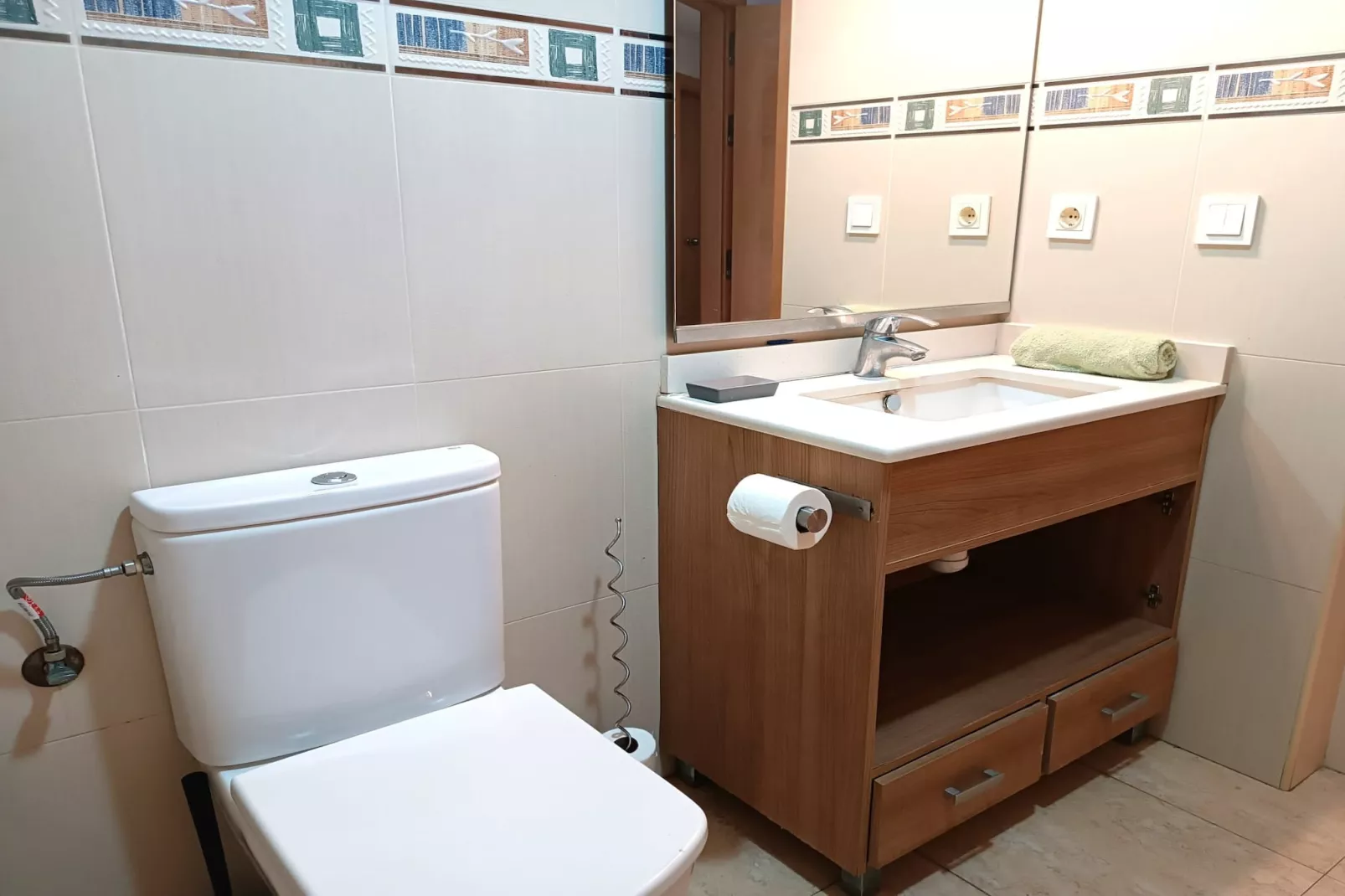 Vivalidays Francesco -  LLoret de Mar - Costa Bra - Badkamer