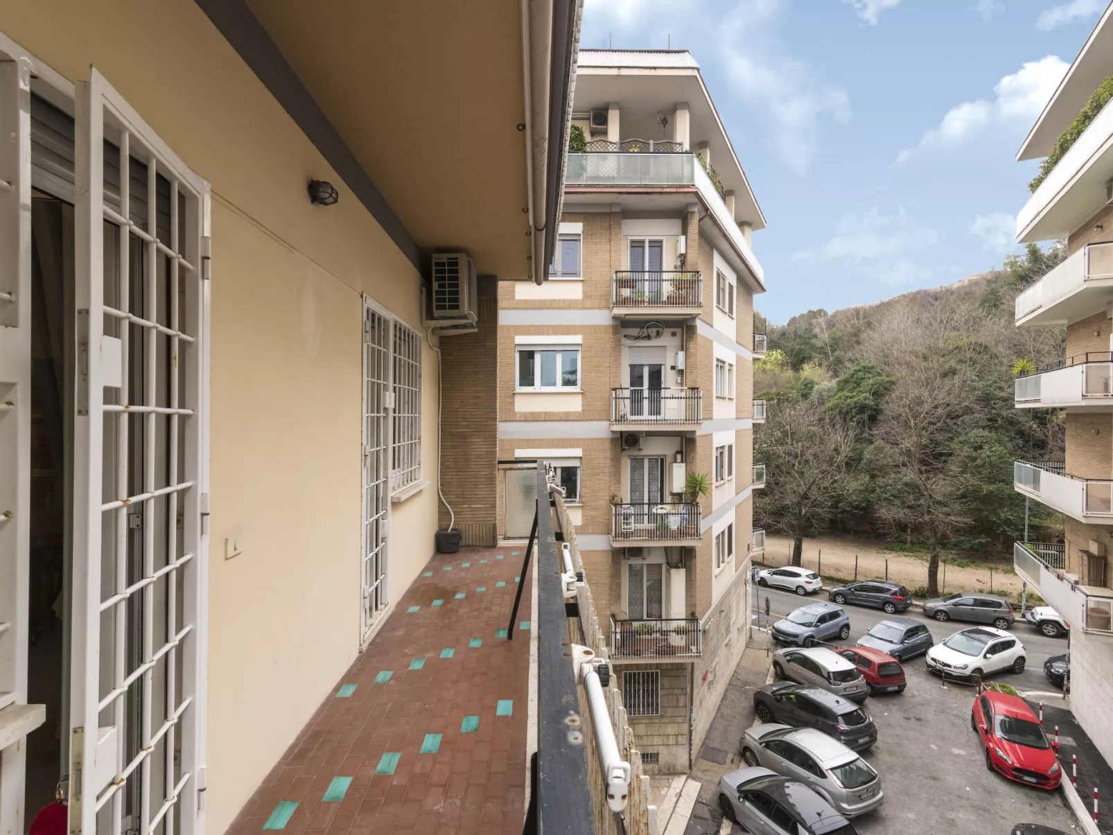 AMP Vatican Home - Buiten