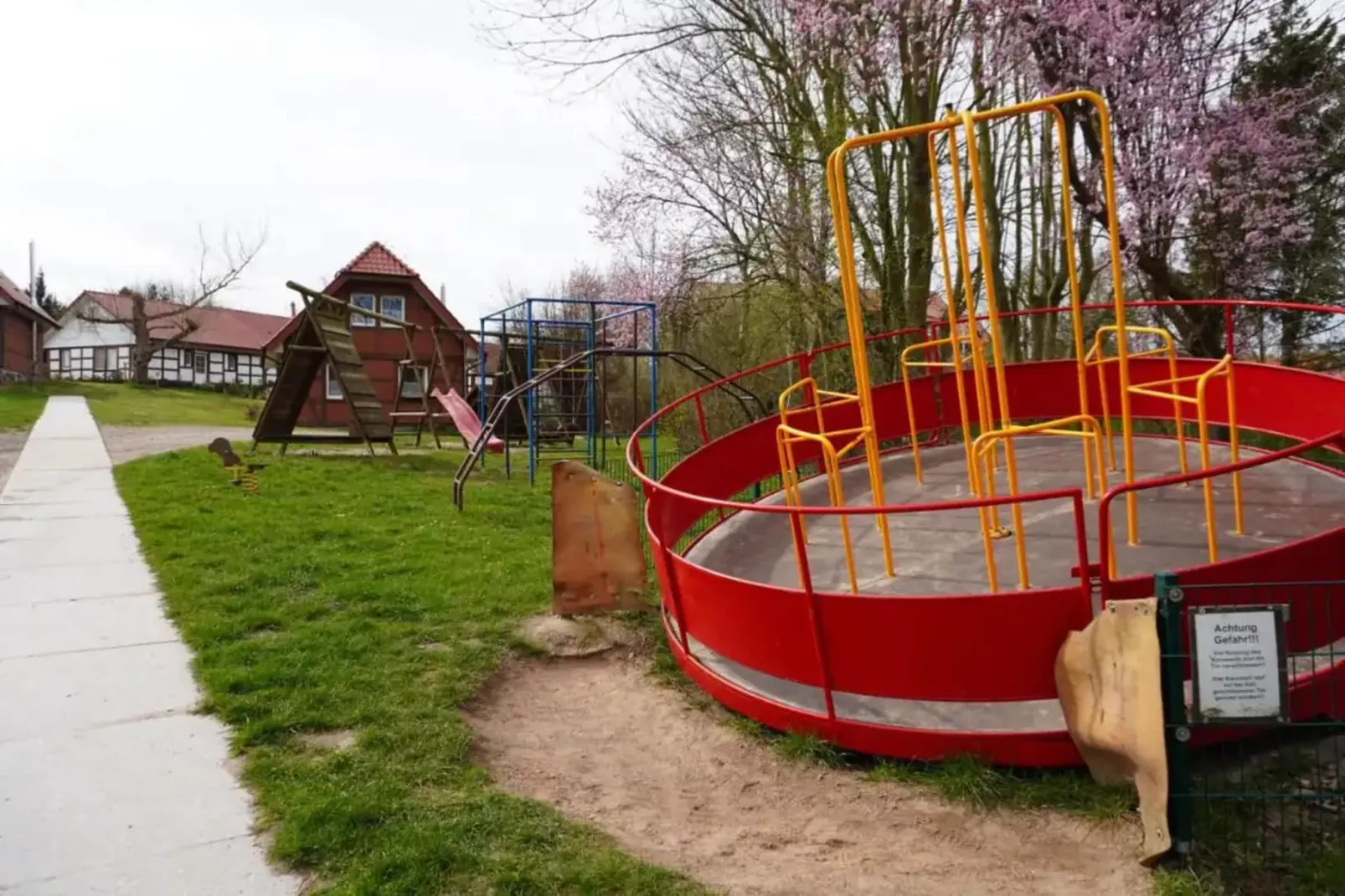Ferienpark an der Ostsee - FH am Badestrand - Parkfaciliteiten
