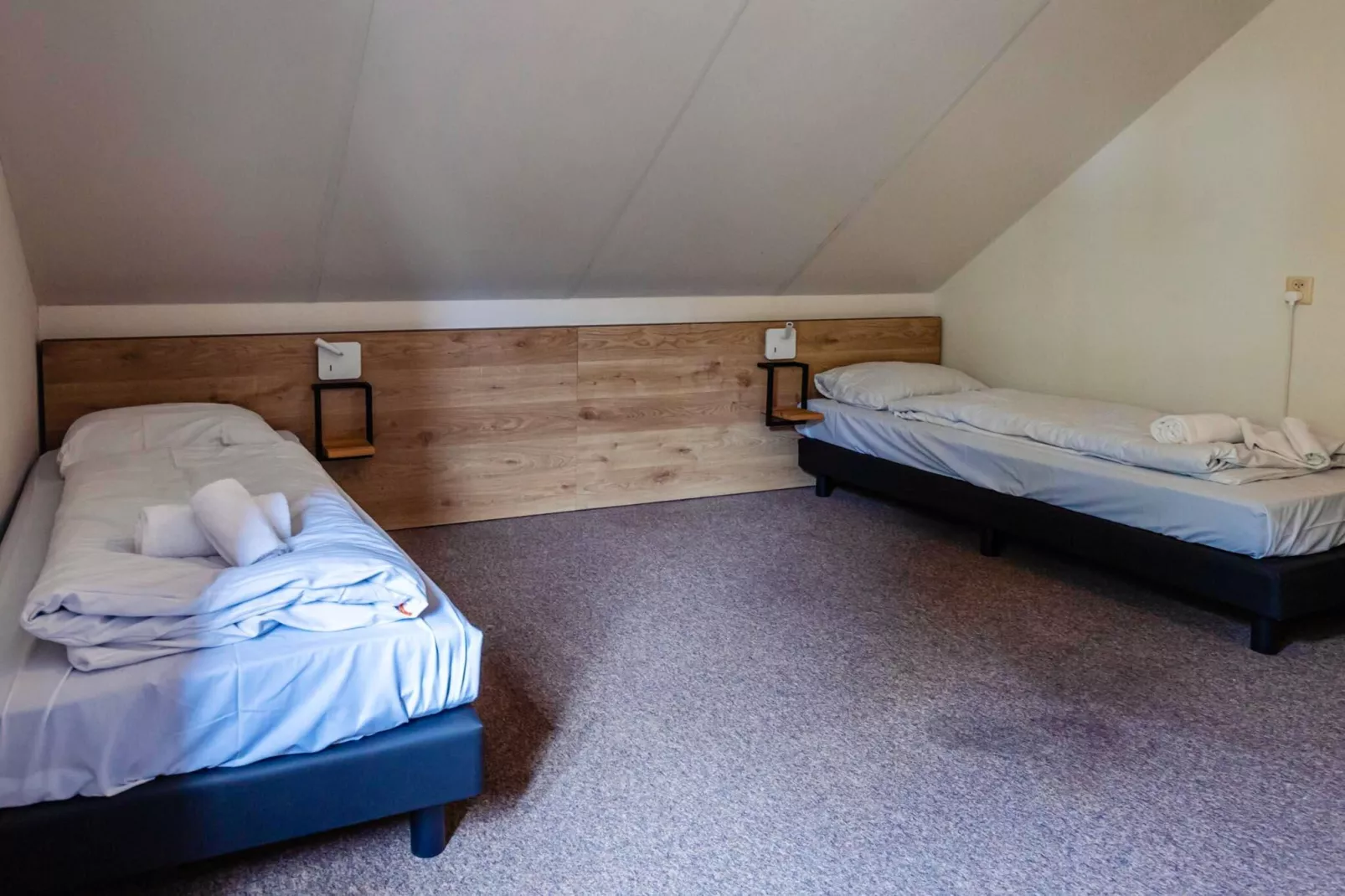 16 - Persons Family bungalow - Slaapkamer