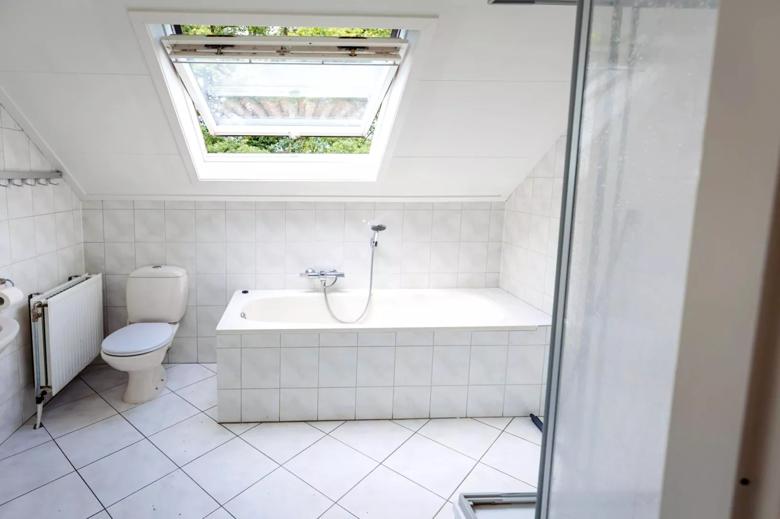 8 - Persons Family bungalow - Badkamer