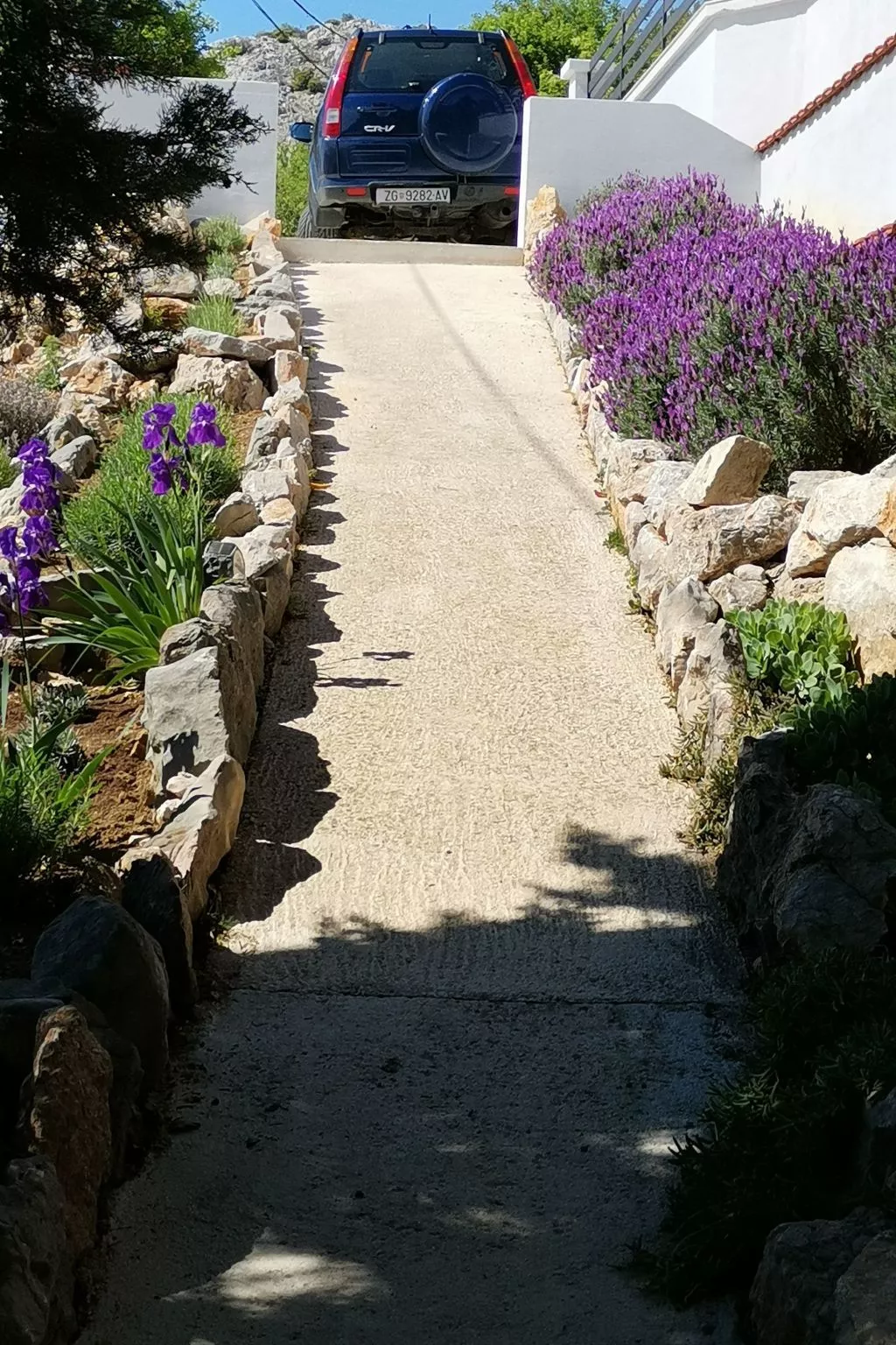 Mit Pool in Lukovo Sugarje - Buiten