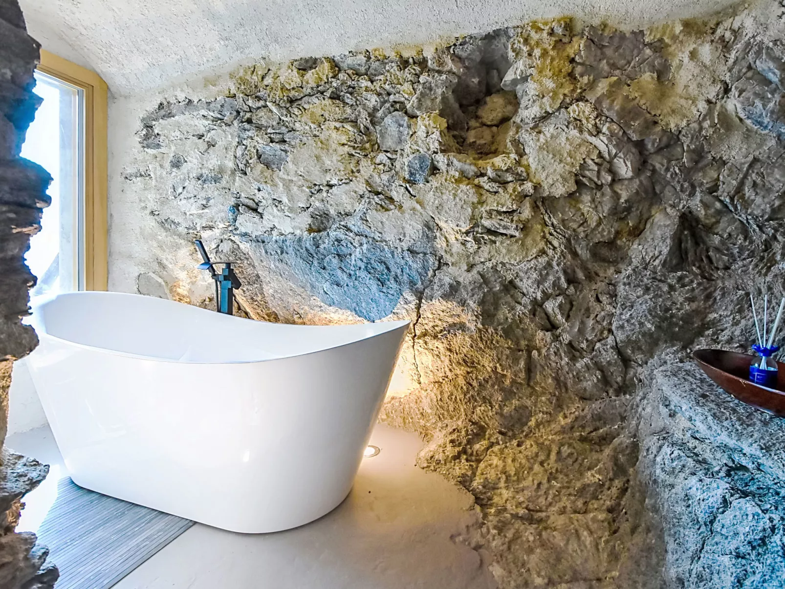 Al Vignale - La Grotta - Binnen