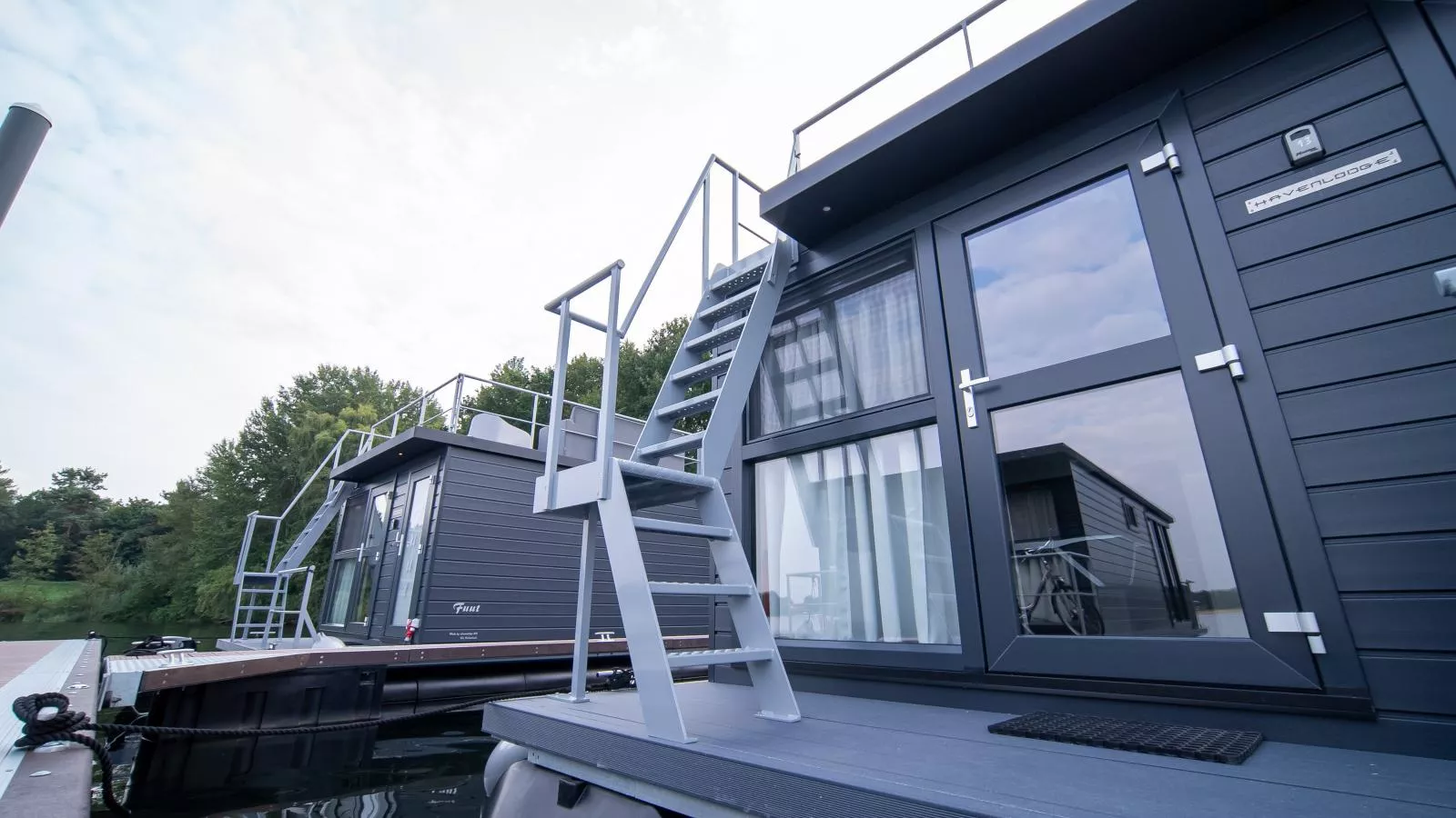 Floating in Limburg - rooftop-Terrasbalkon