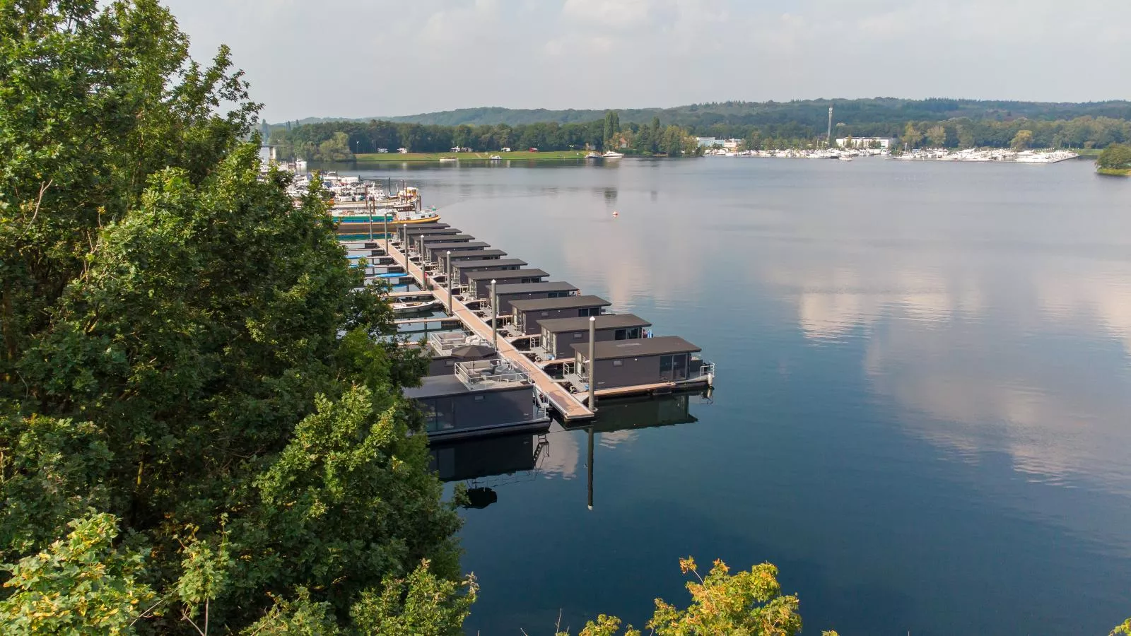 Floating in Limburg-Gebieden zomer 1km