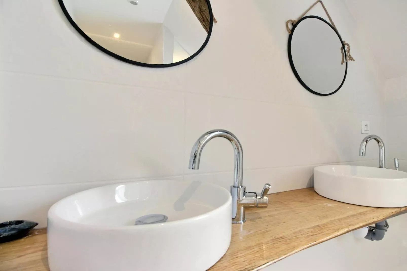 Joli Gite de vacances à Neulliac - Badkamer