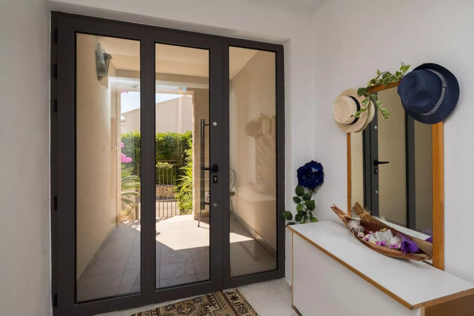 Apartment Oaza - Three Bedroom Apartment with Terrace and Sea View - Binnen