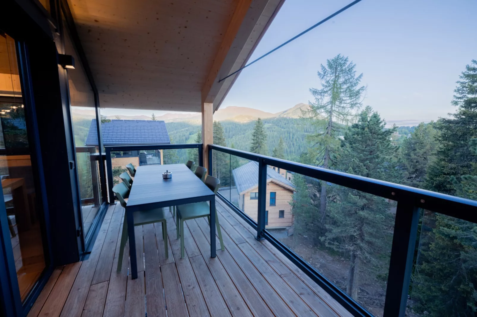 Naturchalets Turracher Höhe 30 - Terrasbalkon