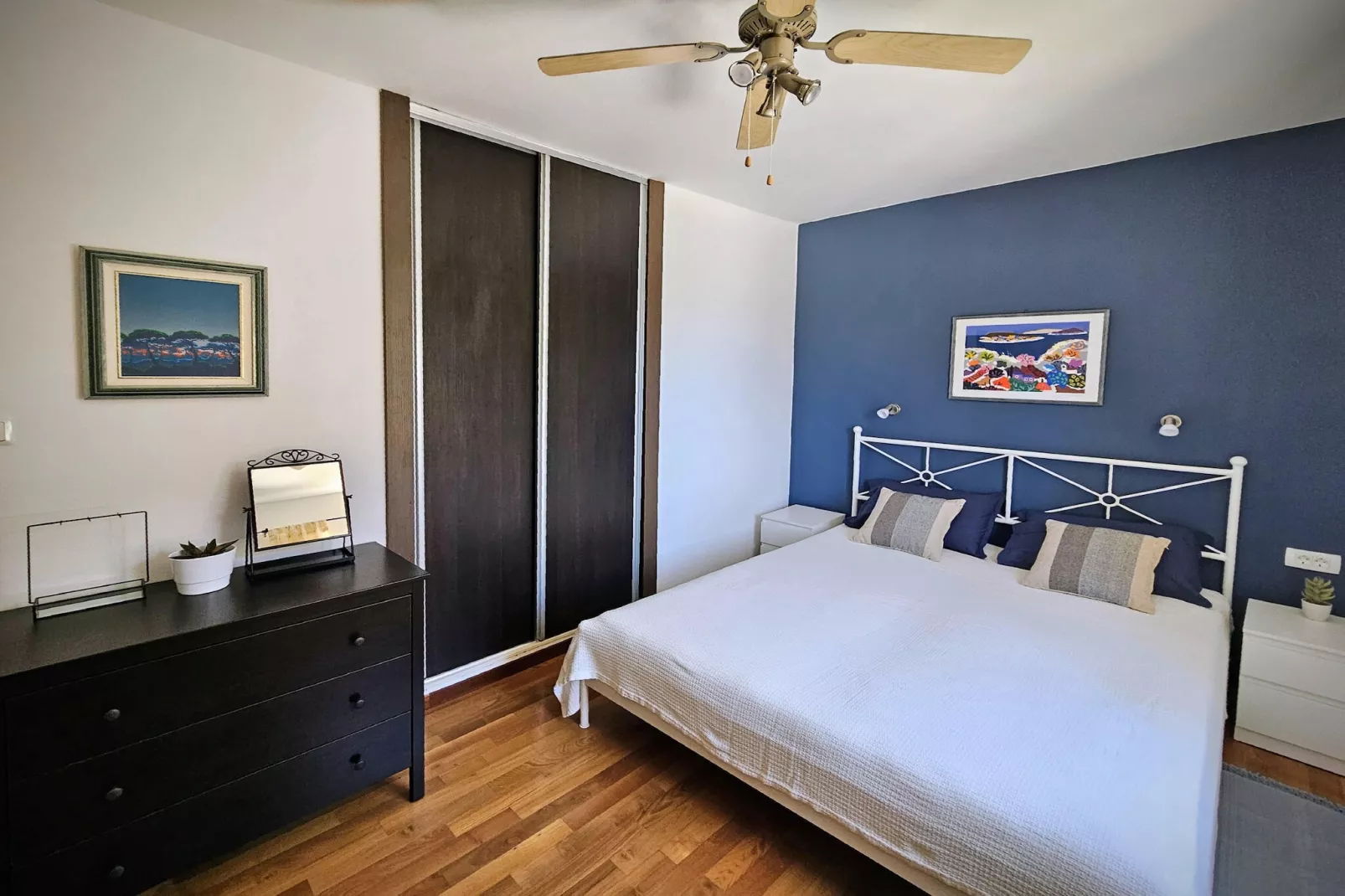 Beach House Nono - Four Bedroom Villa with Swimming Pool - Slaapkamer