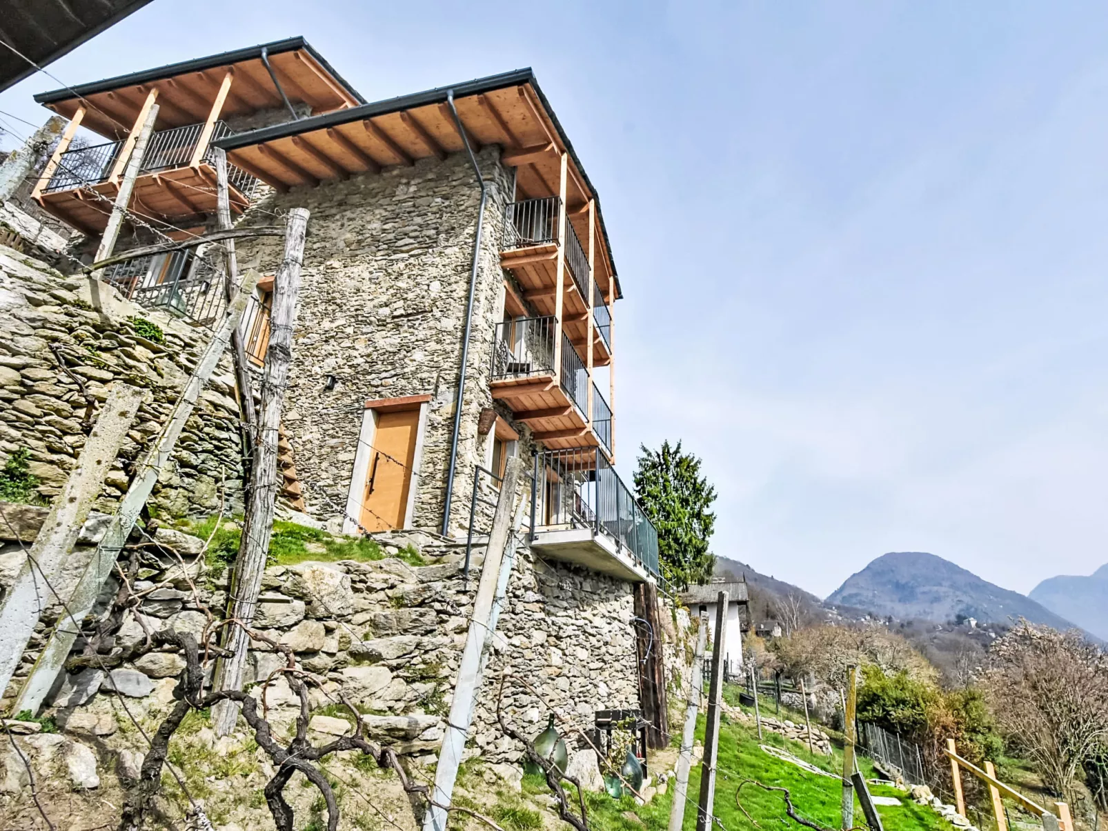 Al Vignale - La Grotta - Buiten