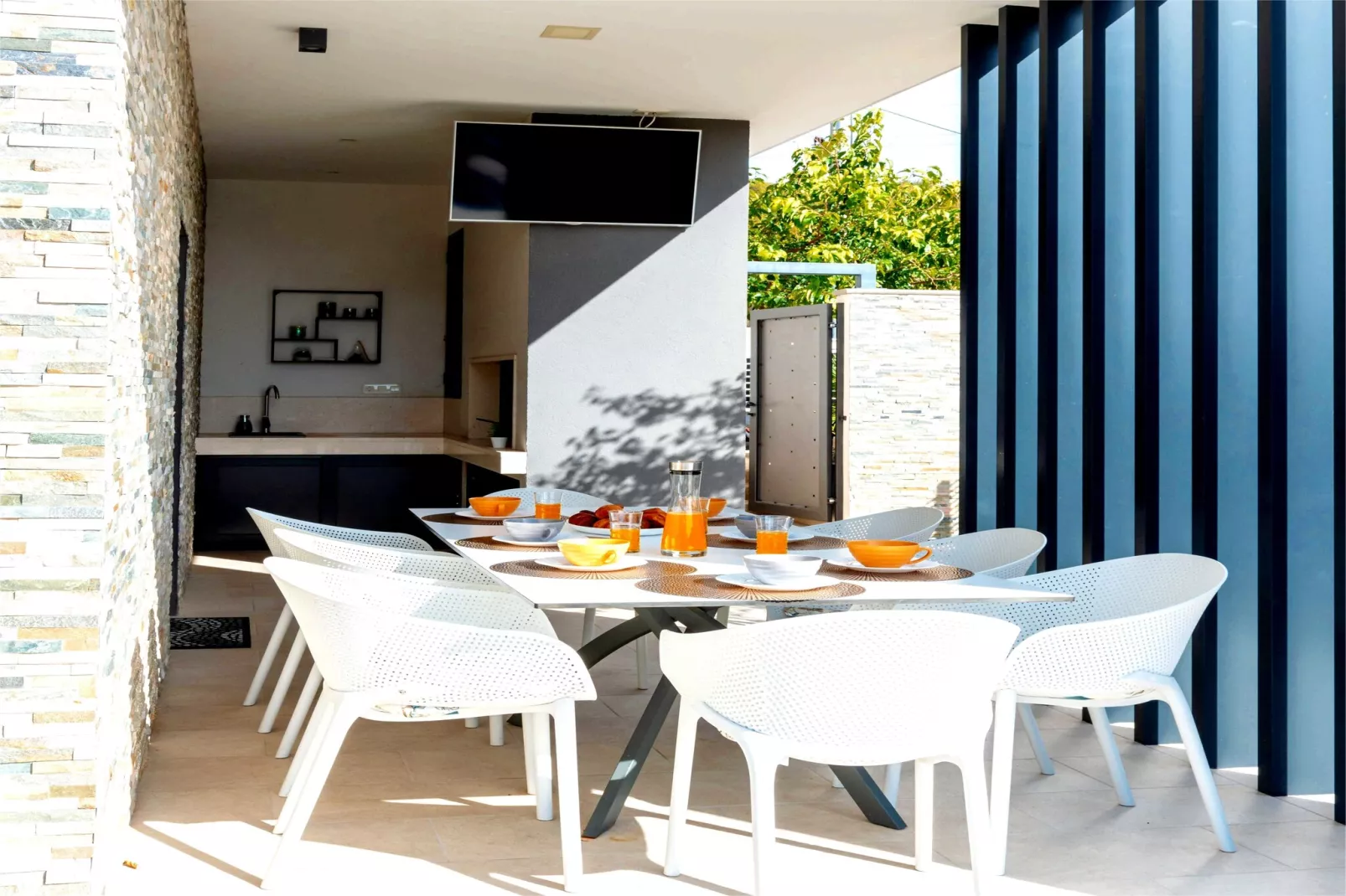 VILLA CASA MIA LUXURY RETREAT WITH SWIMMING POOL - Terrasbalkon