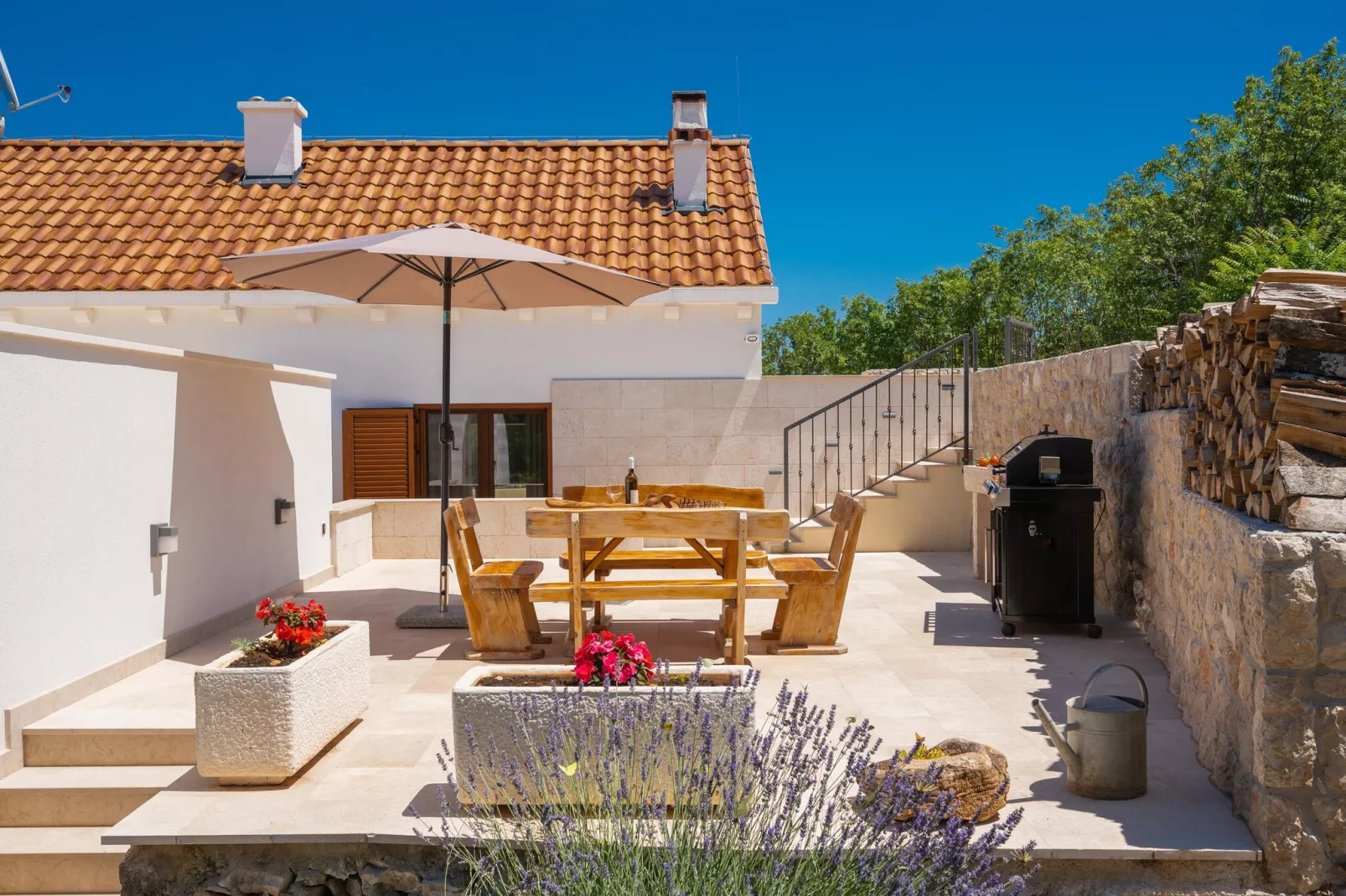 UNIQUE VILLA PIETRA - Terrasbalkon