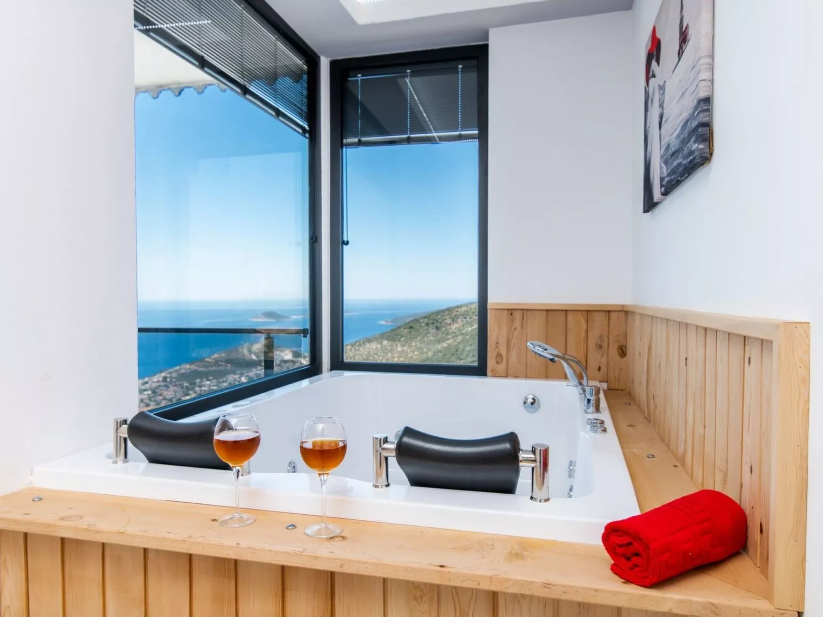 Villa Bajon mit Infinitypool und Meerblick - Binnen