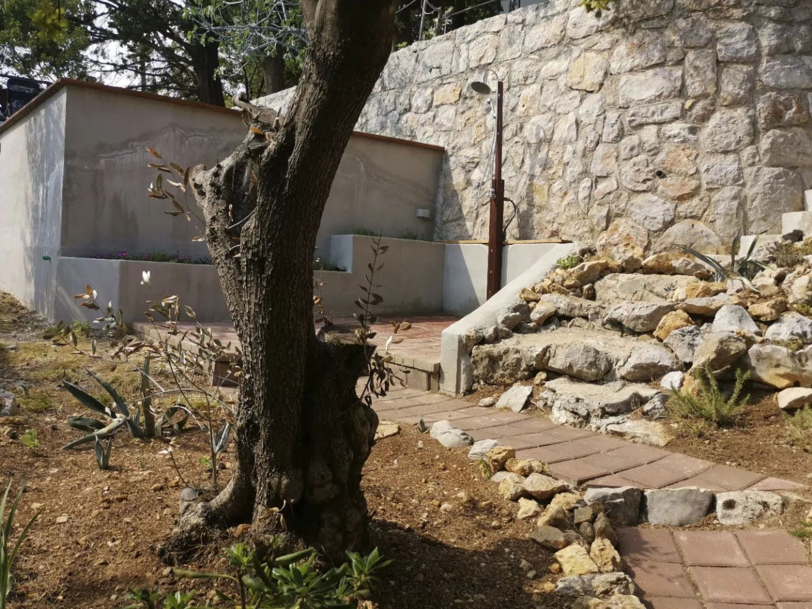 Mit Pool in Lukovo Sugarje - Buiten