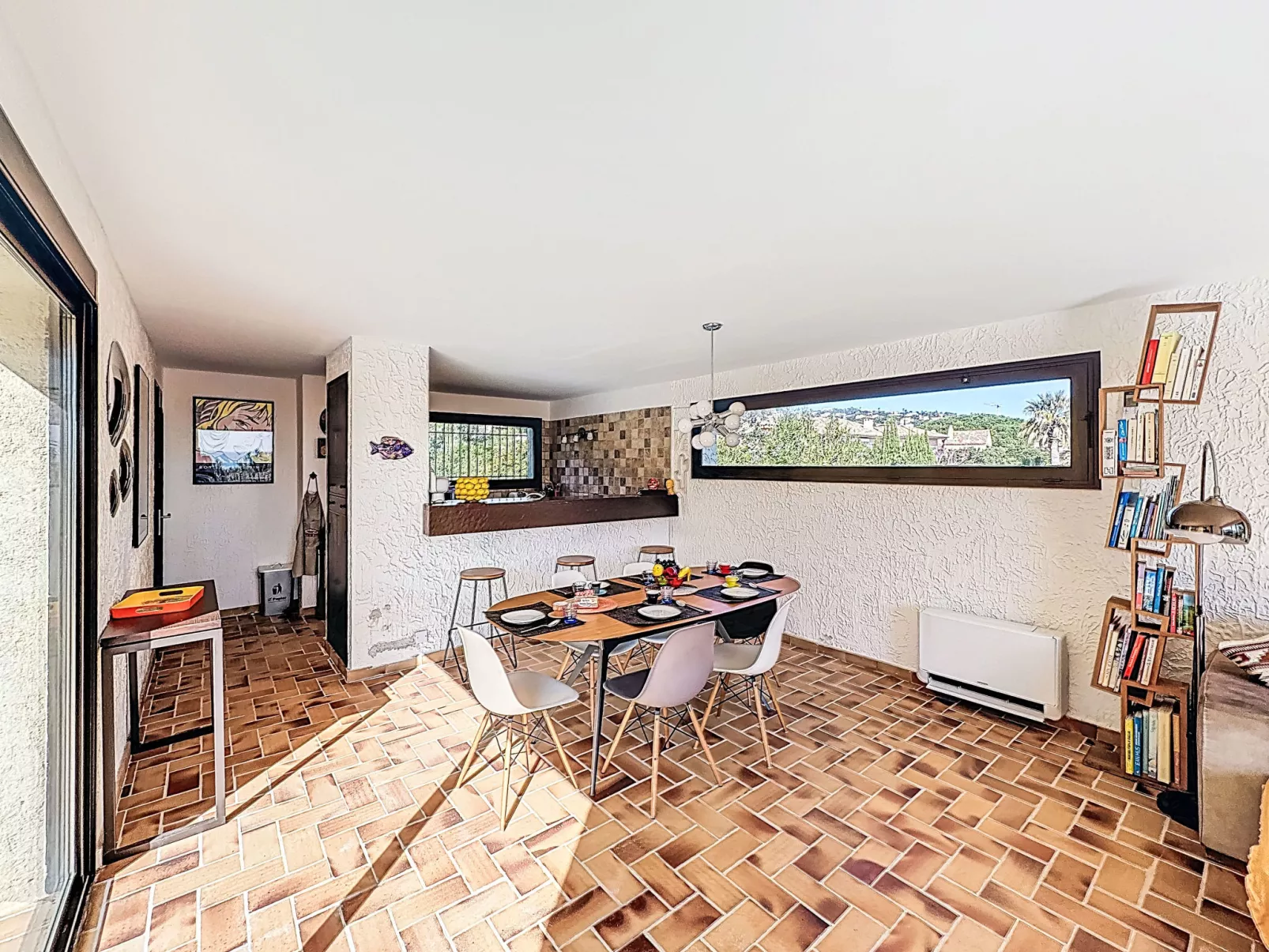 La Maison du Midi - Binnen