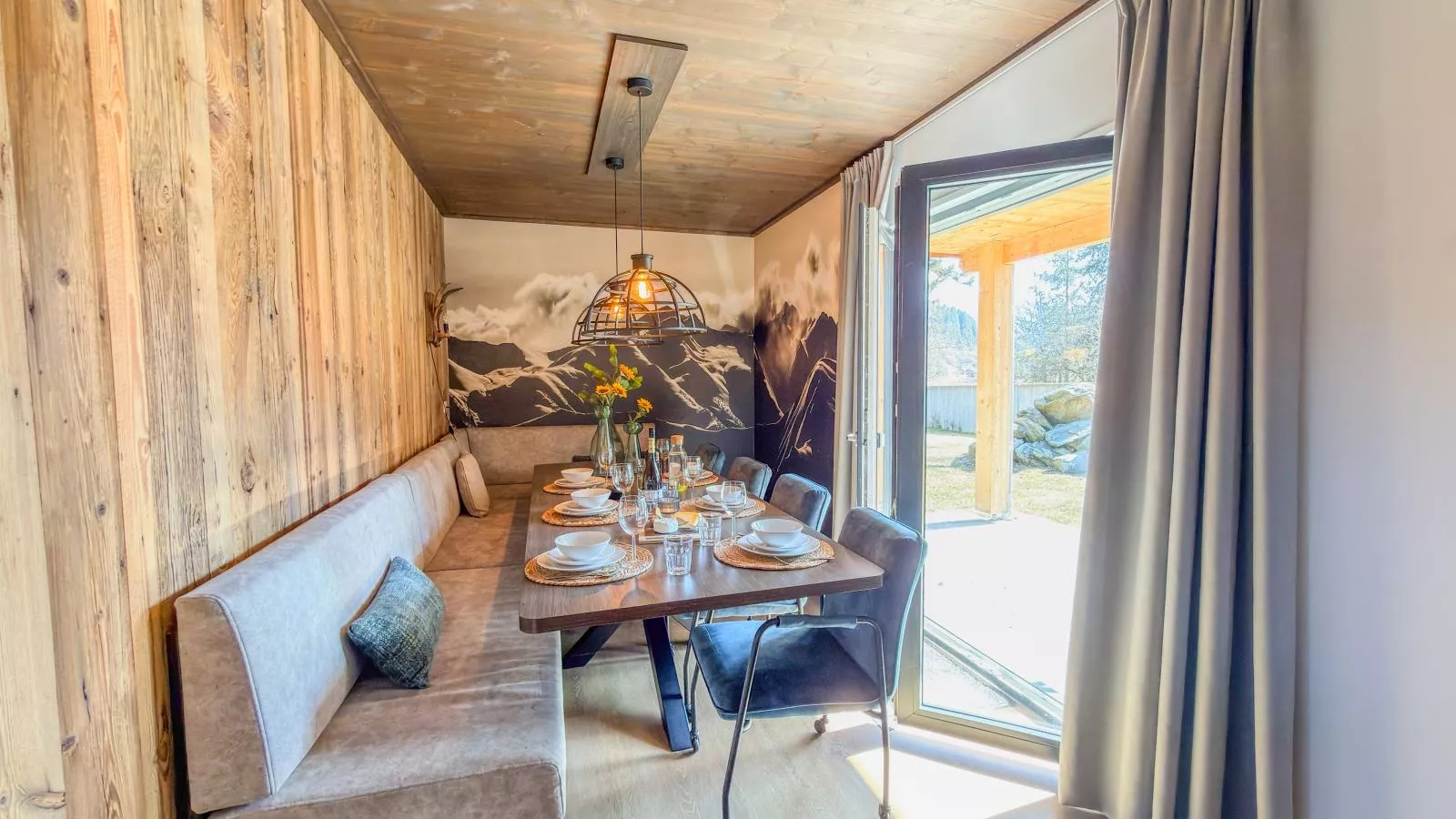 Alpenchalet am See - Eetkamer