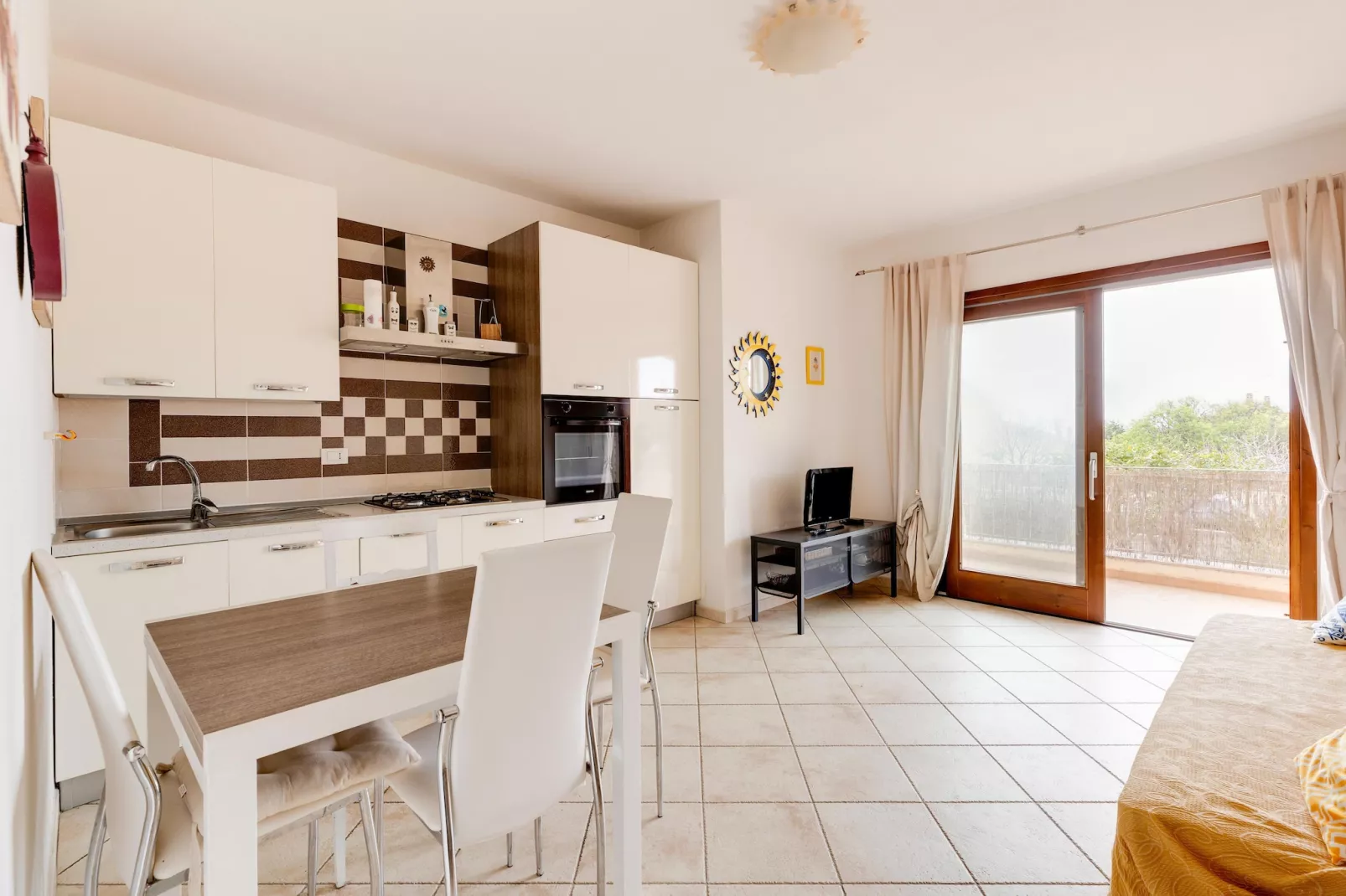 CASA FLOWER - Eetkamer