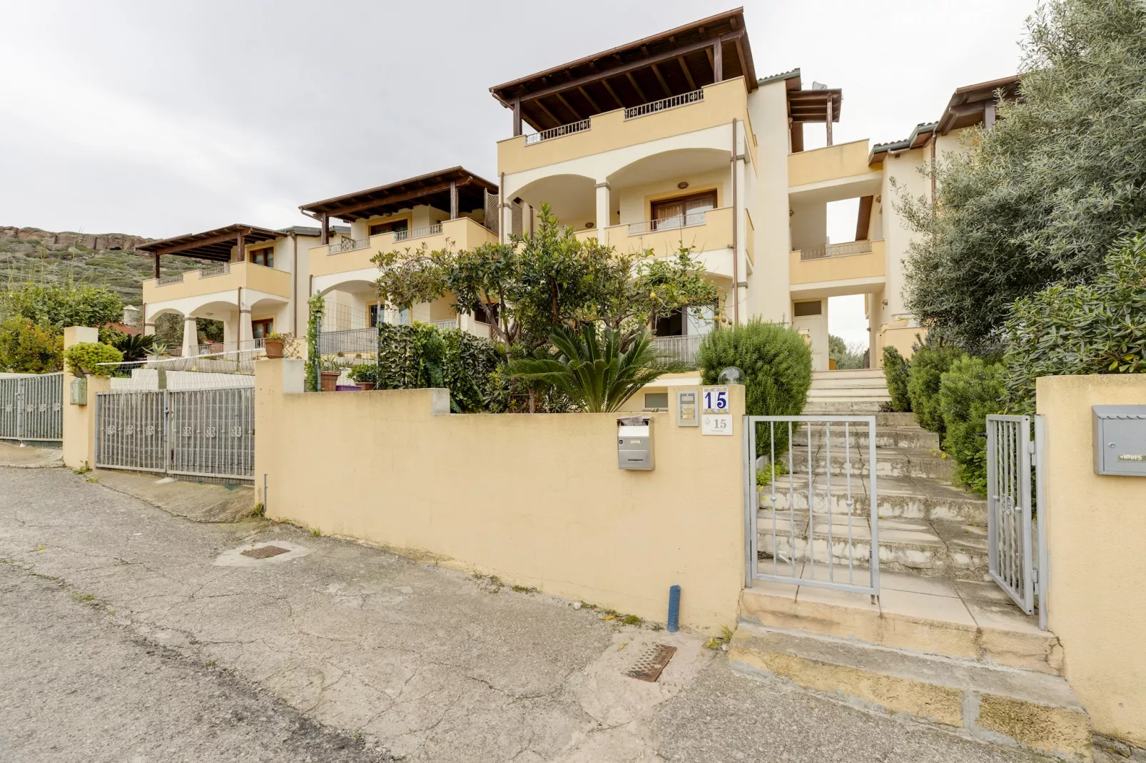 CASA FLOWER - Buitenkant zomer