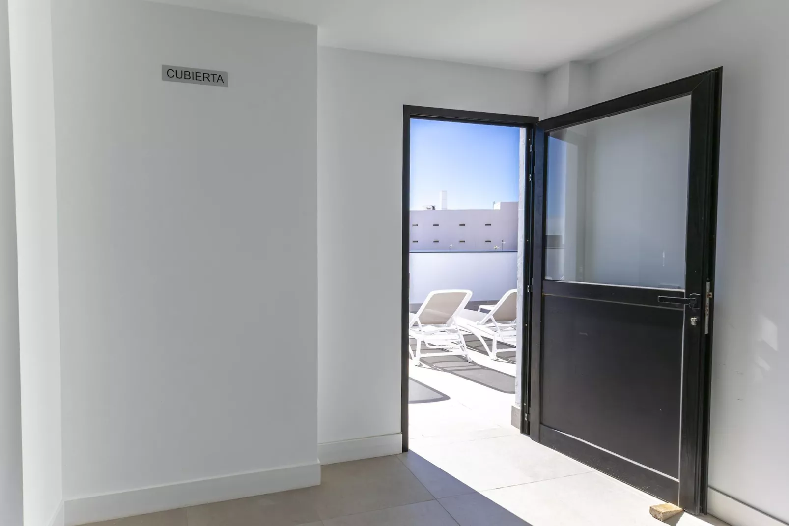 BRISAMAR IV										 - Overloop