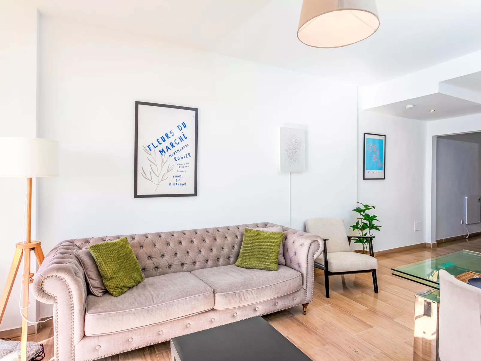 El Faro on the Beach - Binnen