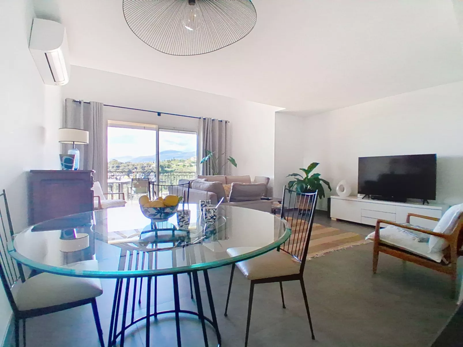 Domaine de l'Etoile - Binnen